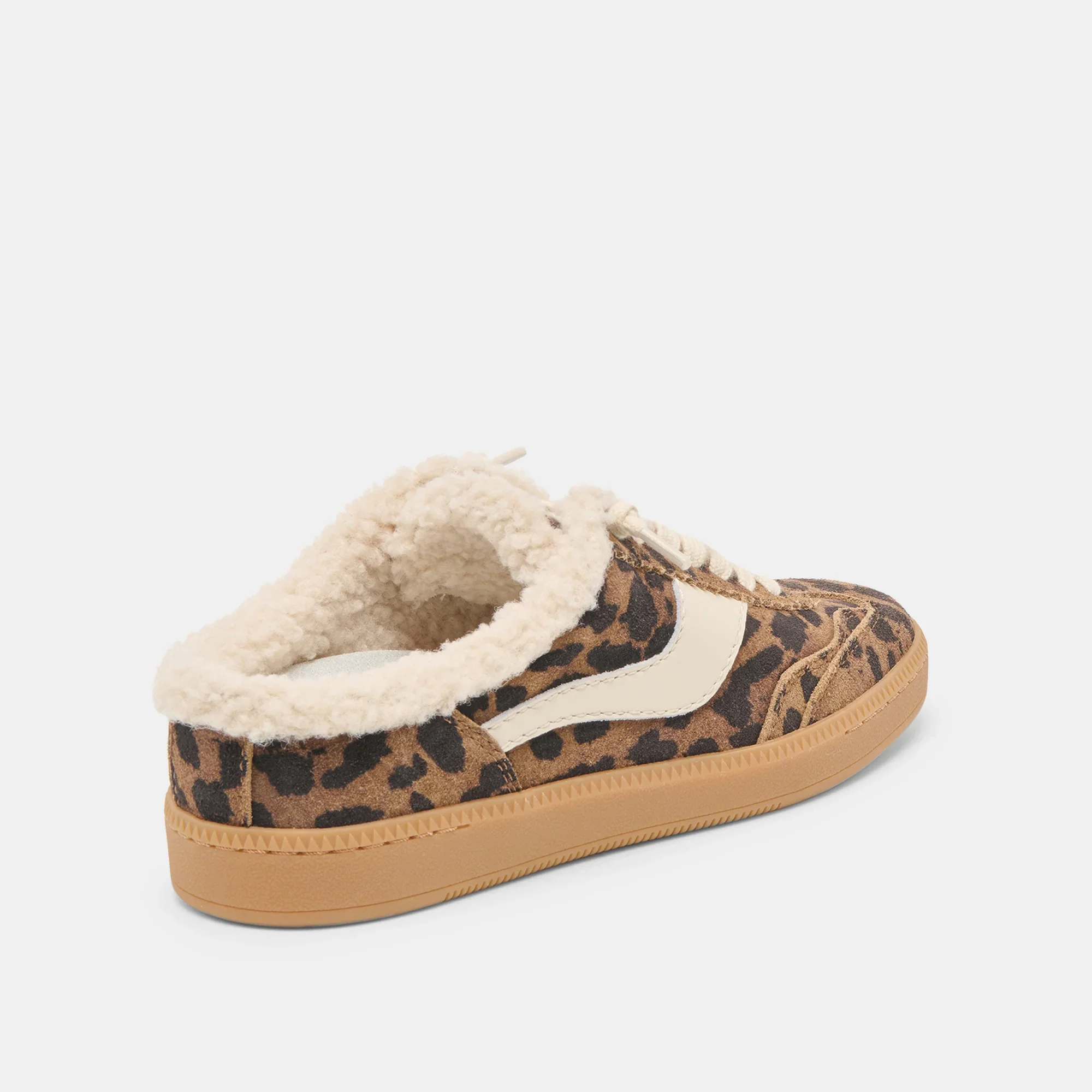 DOLCEVITA-SNEAKERS_NOTICESLIDEPLUSH_BROWN-LEOPARD-PRINTED-SUEDE-03.webp