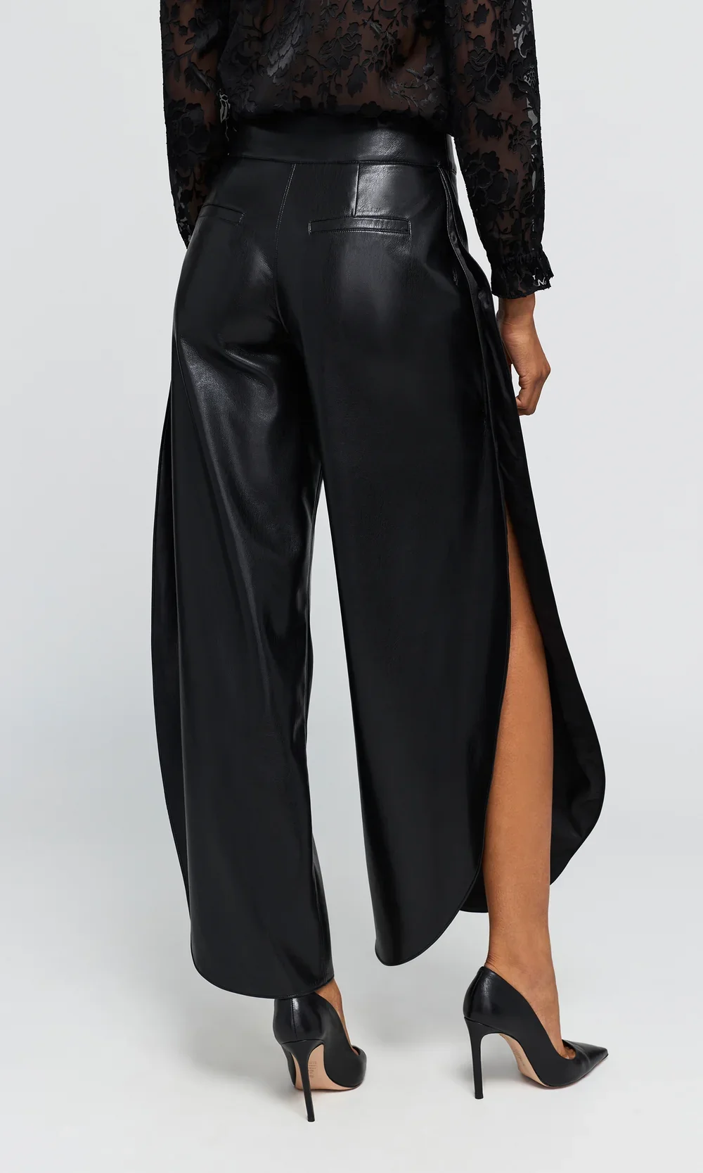 F26_KeikoVLPants_Black2.webp