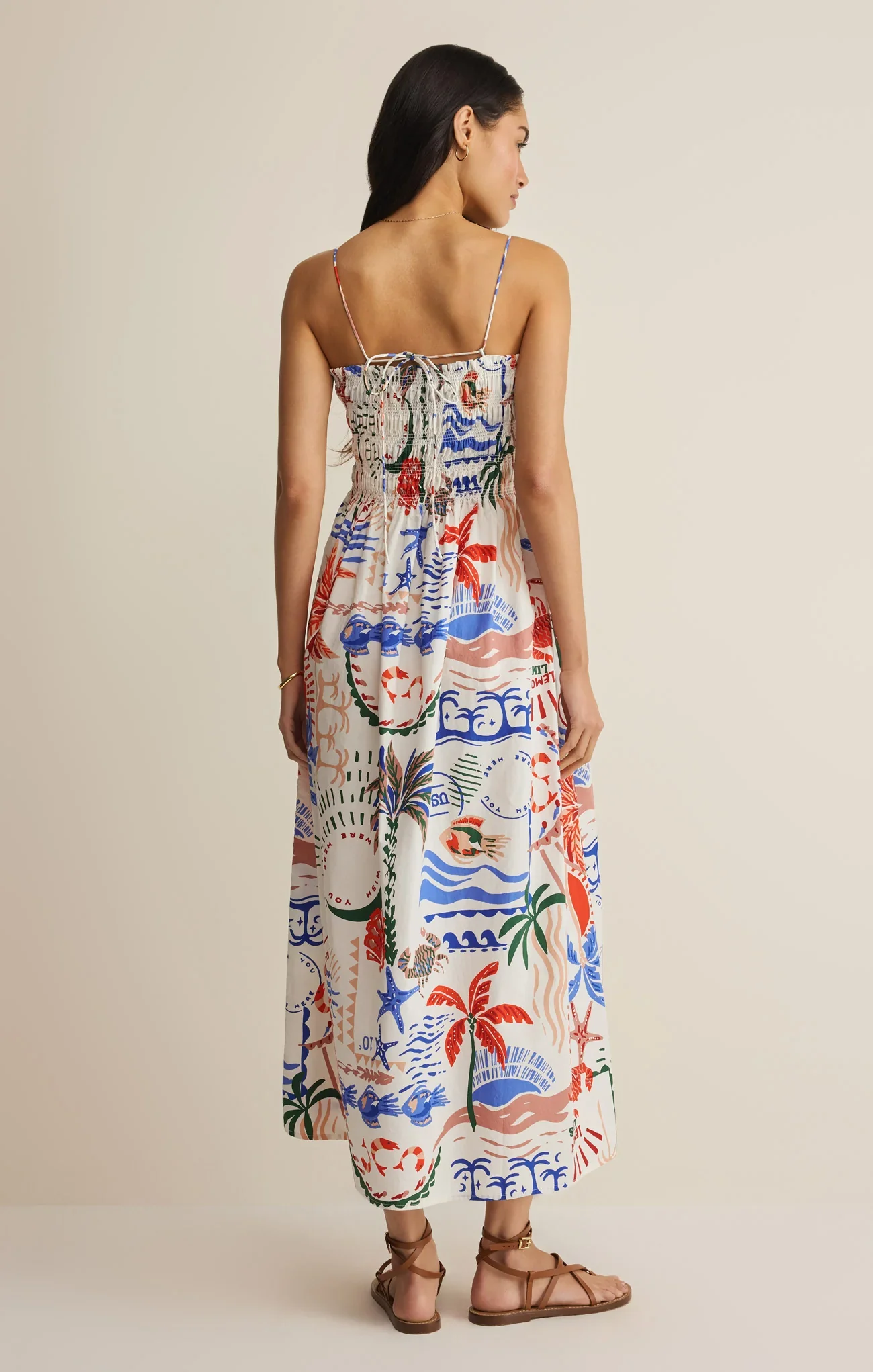 ZD262593_MUL_BACK_4000x.webp