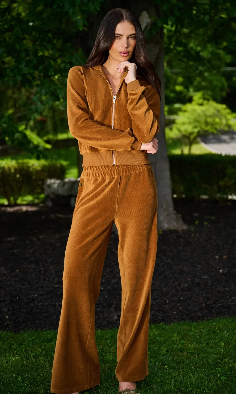 ZiraStretchCorduroyHoodie_ZolaStretchCorduroySnapPants-Caramel1.webp