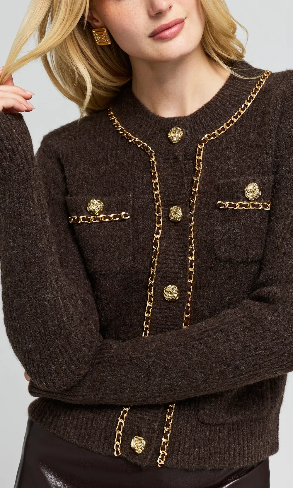 F26_SelmaChainCardigan_Brown2.webp