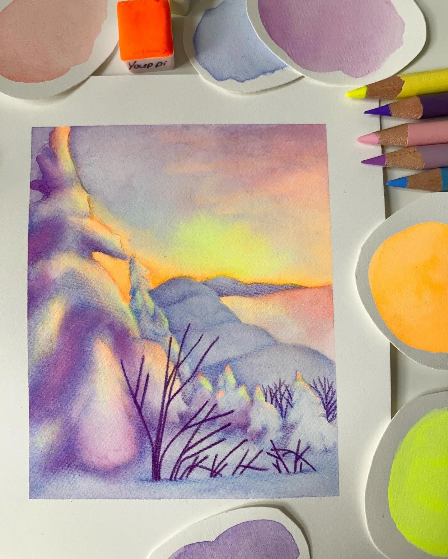 Une autre petite fen&ecirc;tre sur l&rsquo;hiver, illumin&eacute;e de couleurs vitamin&eacute;es. J&rsquo;adore ces touches de n&eacute;on qui apportent de la joie &agrave; ce paysage hivernal. Gros coup de c&oelig;ur pour les aquarelles fluo de @pop