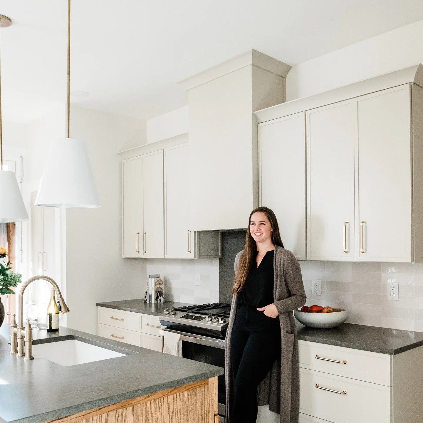 Hiiii, I&rsquo;m Cait, the interior designer here at @kingdom_concepts 👋🏼 My toxic trait is that I never tire from looking at anything affiliated with home design and decor. It probably drives my husband crazy. Fortunately, it serves me (and my cli