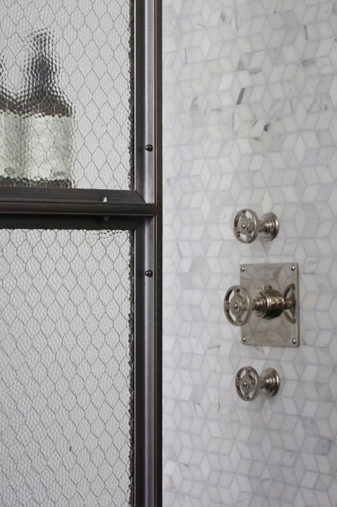 bathroom detail 2.jpg