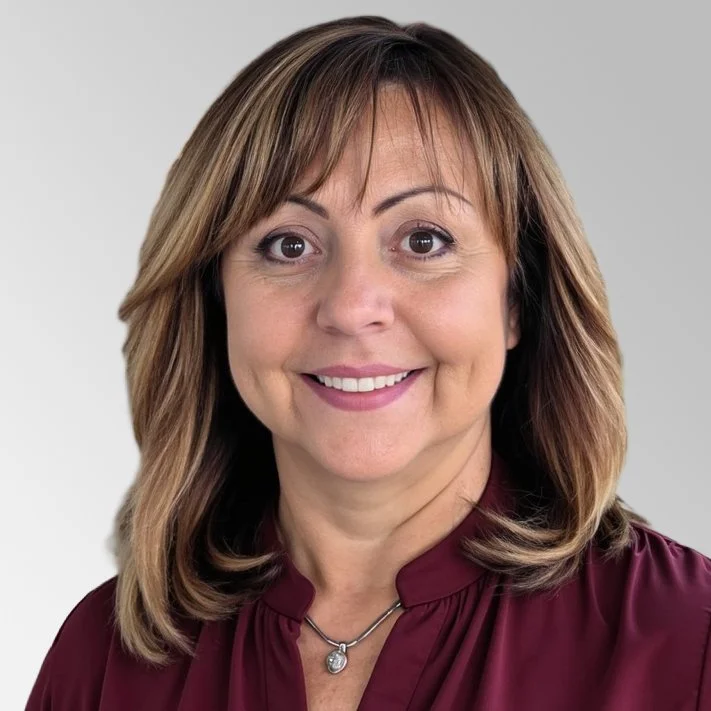 Anesa Moyer Headshot