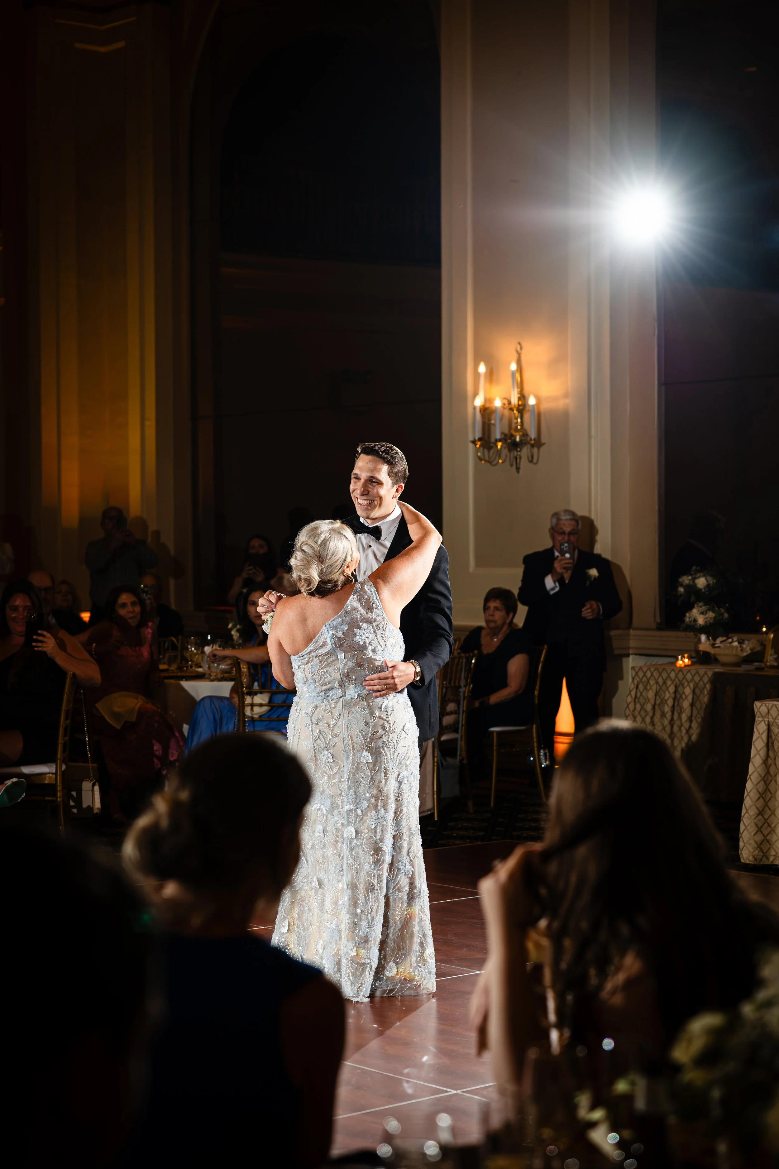 25 - Alexandria & Andrew sneak peek.jpg