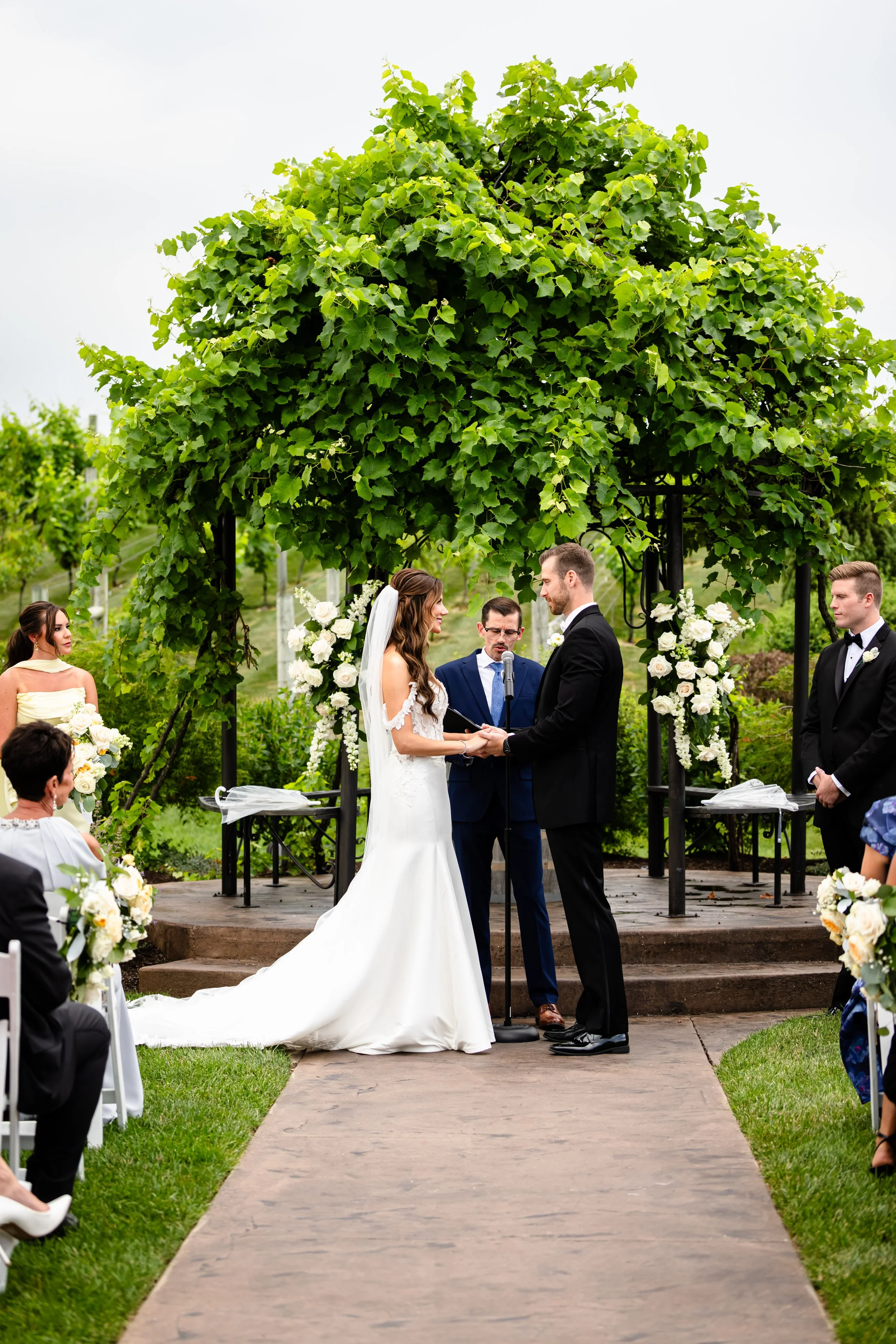 12 - Taylor & Robert Sneak peek.jpg