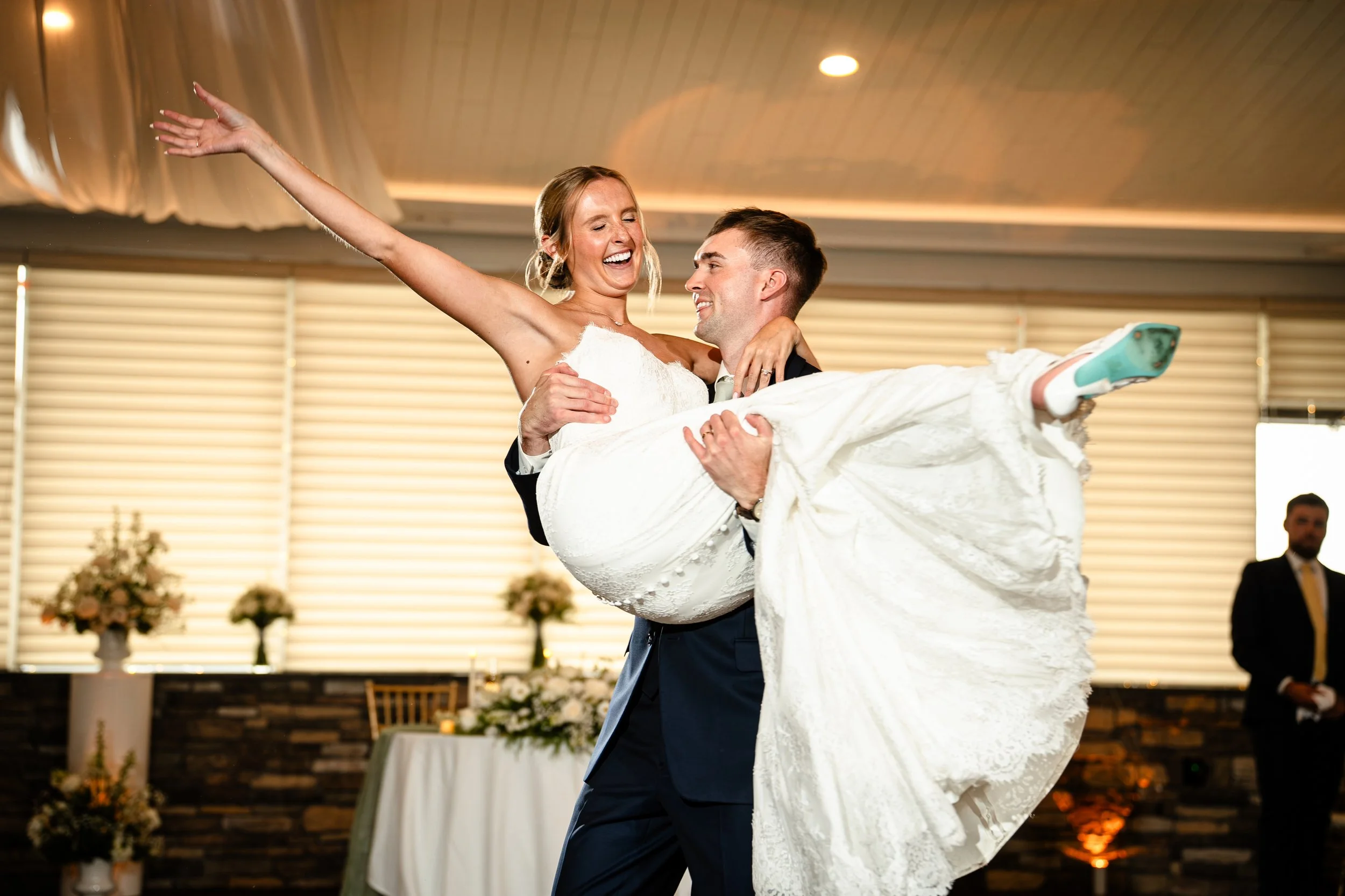 22 - Jillian & Dalton Sneak peek.jpg