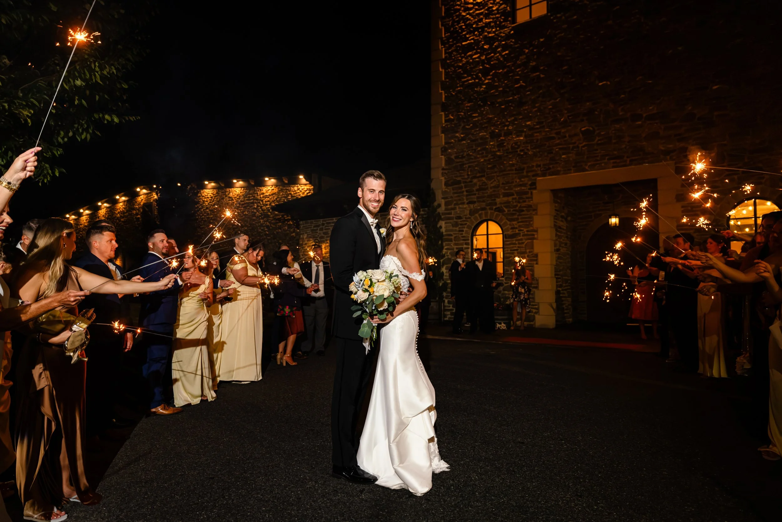 43 - Taylor & Robert Sneak peek.jpg
