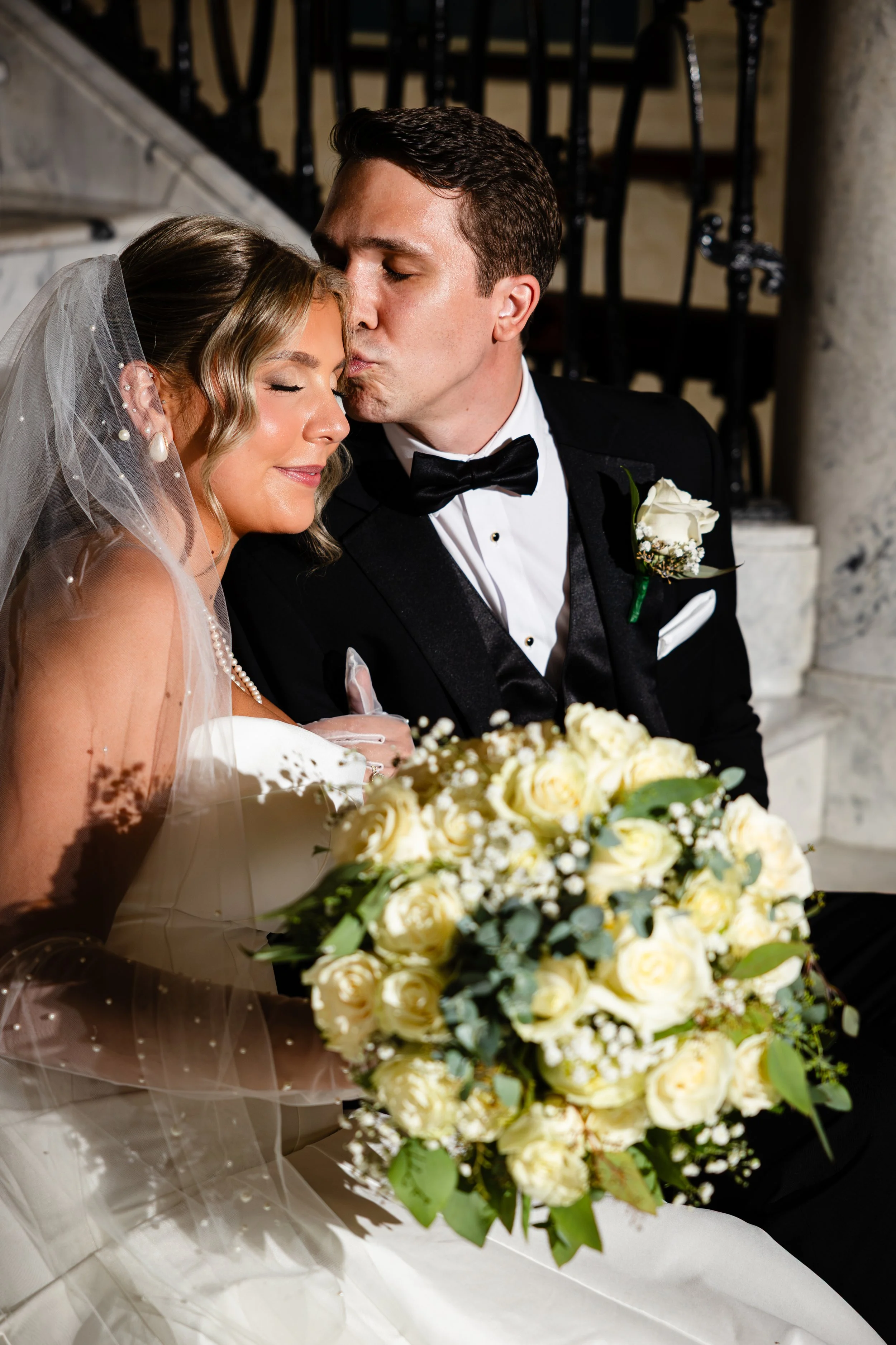 15 - Alexandria & Andrew sneak peek.jpg