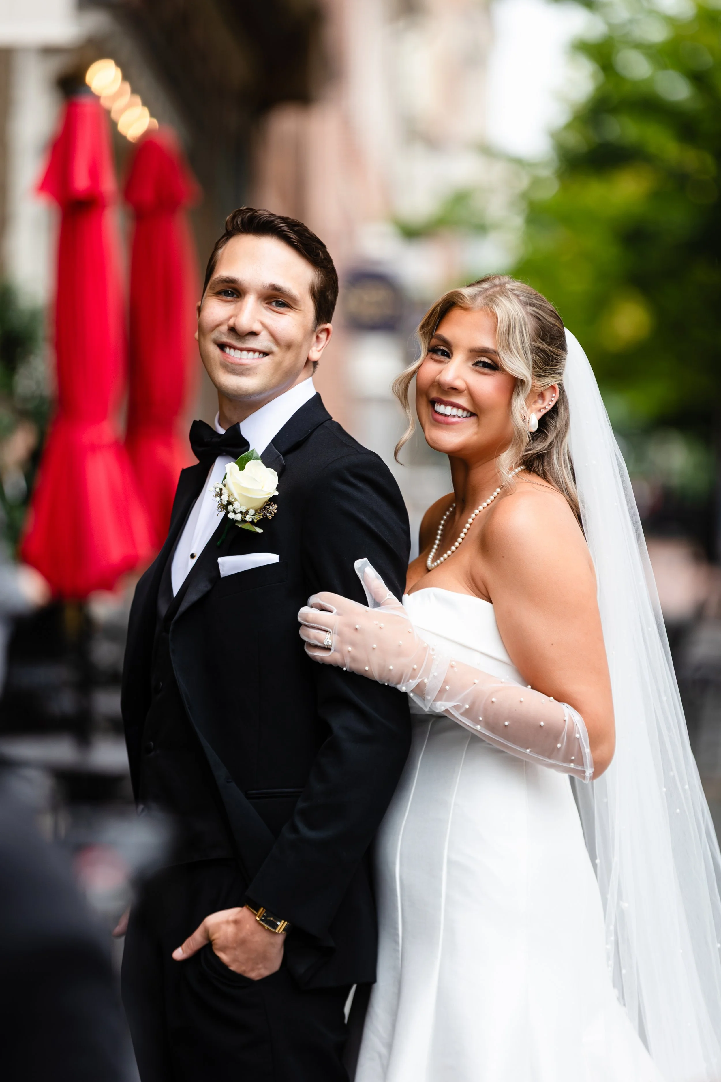 18 - Alexandria & Andrew sneak peek.jpg