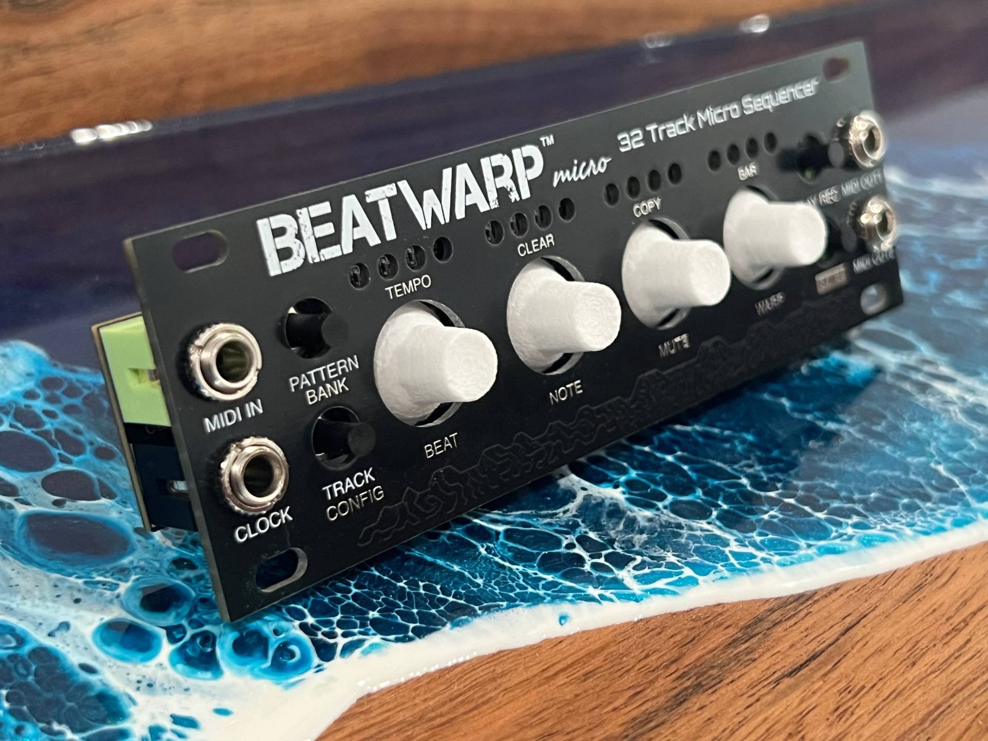 Beatwarp-eurorack-1u-sequencer.jpg