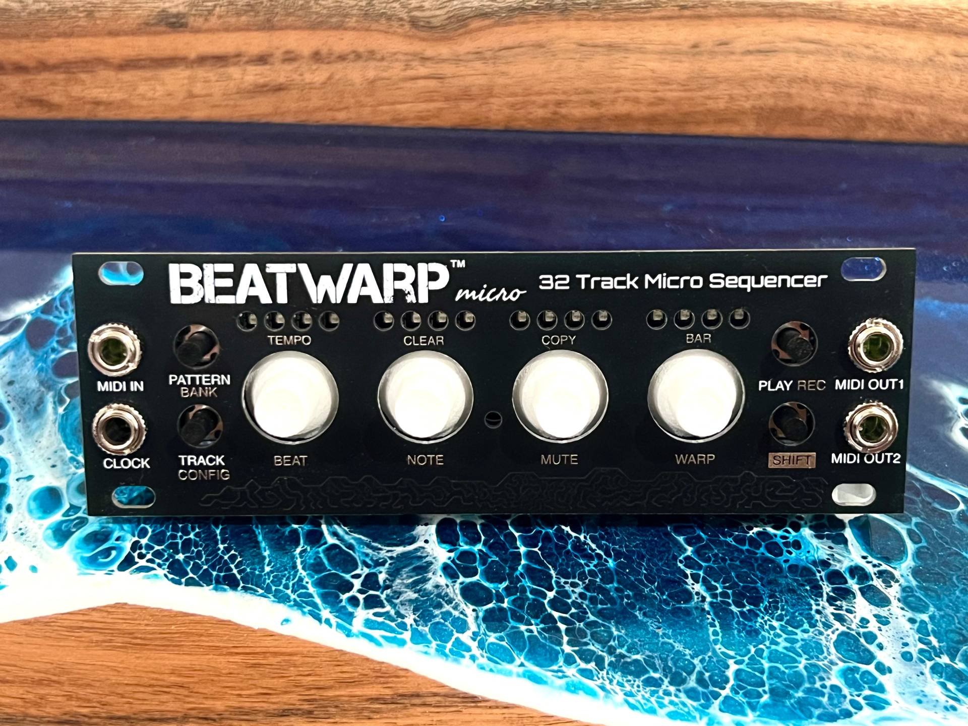 beatwarp-micro-front-view-sm.jpg