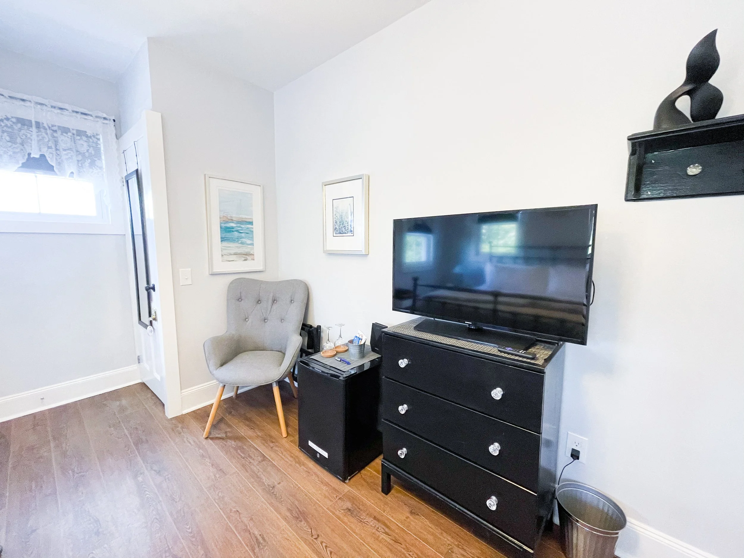 The Main Land Room — Ocean Bay House