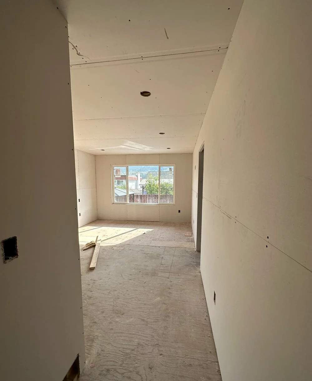 Woodland Drive Glenmerry, Trail — Menelaws Contracting Corp.