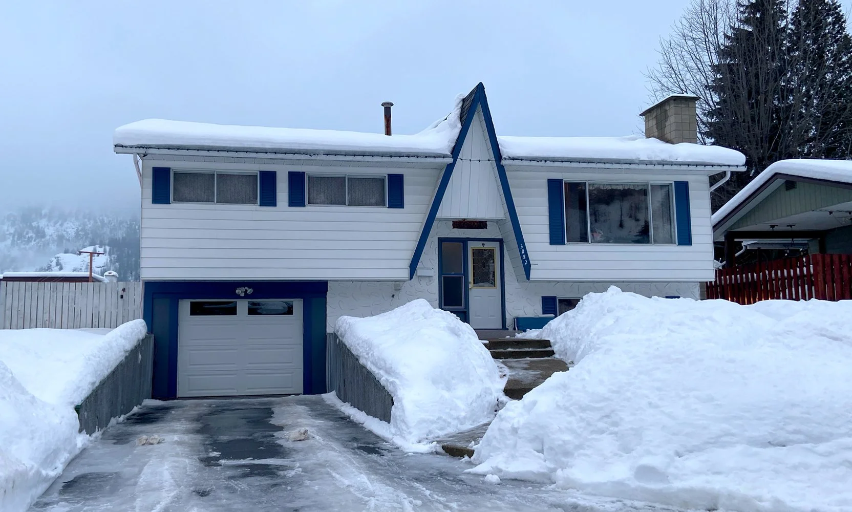 Woodland Drive Glenmerry, Trail — Menelaws Contracting Corp.