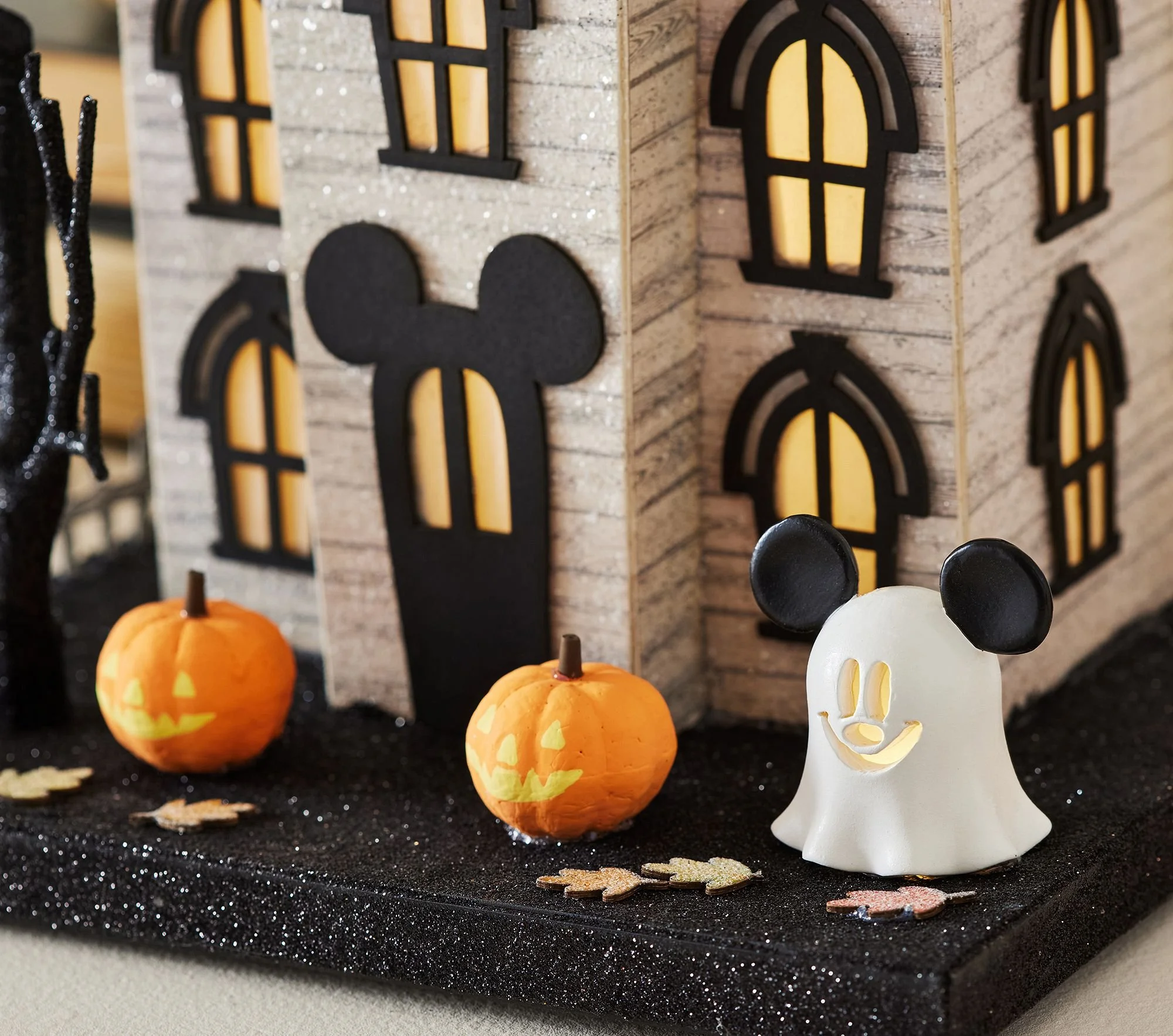 Mickey Halloween Light-Up Mantel Village