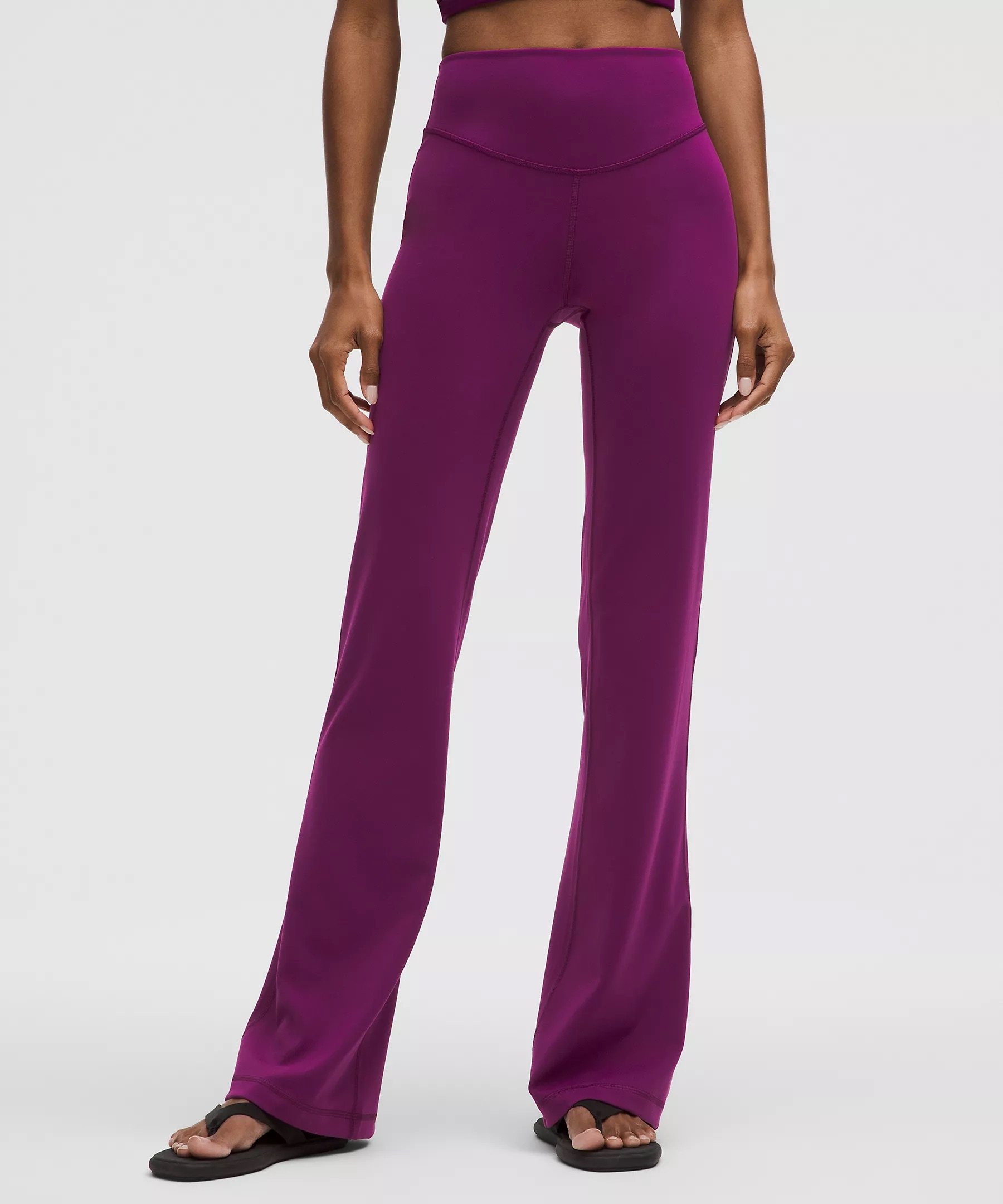 Wunder Under SmoothCover Bootcut Pant 34"