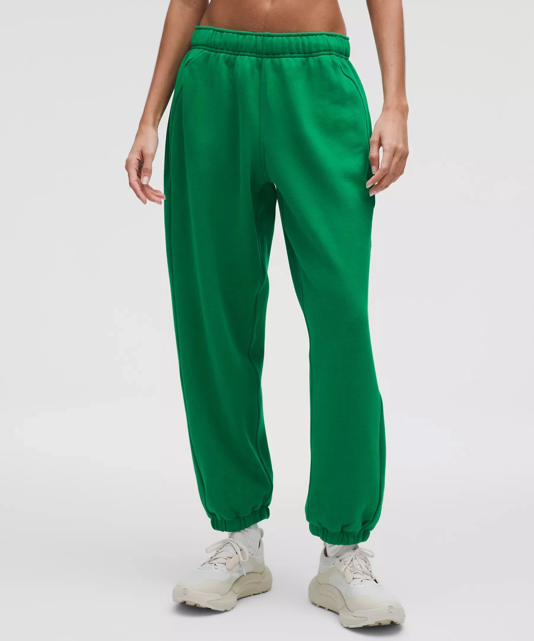 Scuba Mid-Rise Oversized Jogger