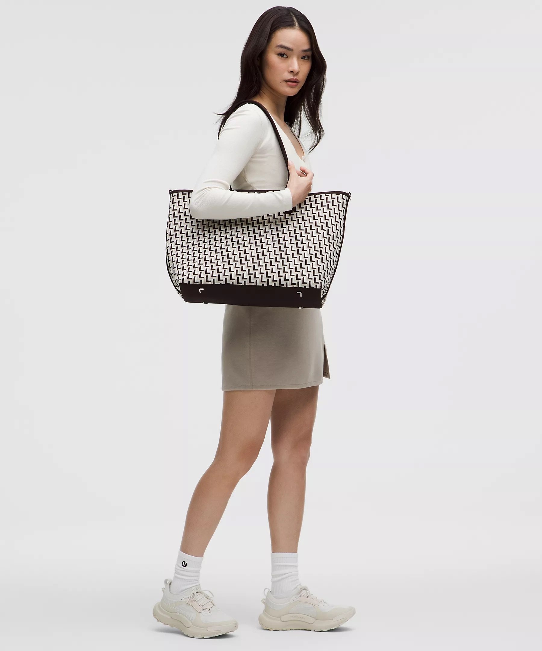 New lululemon Classic Knit Tote Bag Collection - May 2025