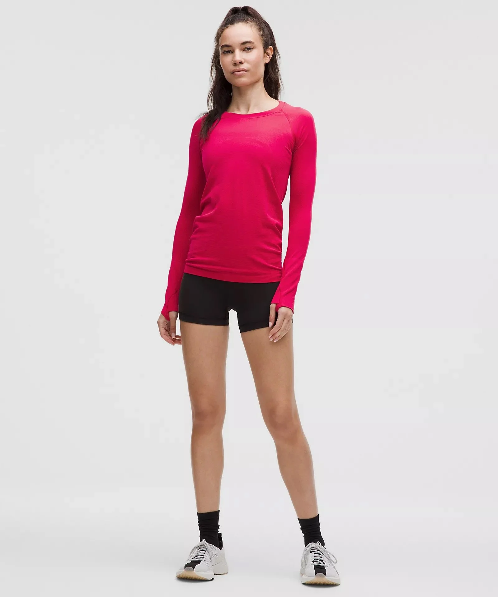Swiftly Tech Long-Sleeve Shirt 2.0 Hip Length