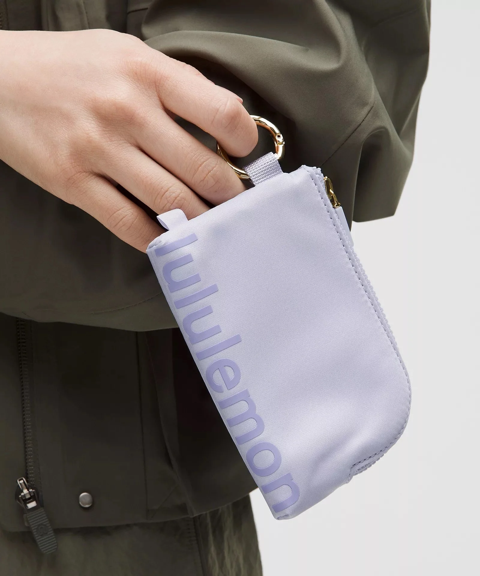 Clippable Card Pouch