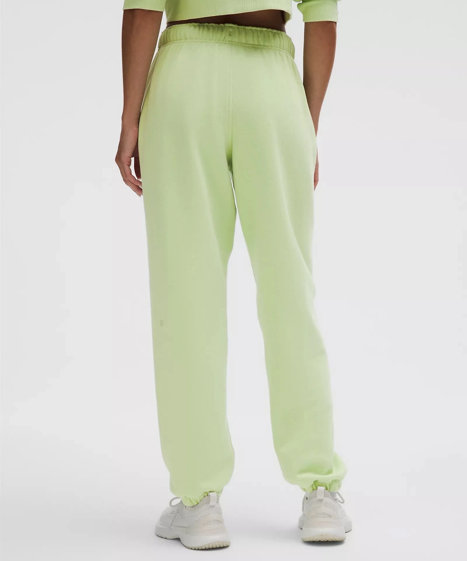 Scuba Mid-Rise Oversized Jogger