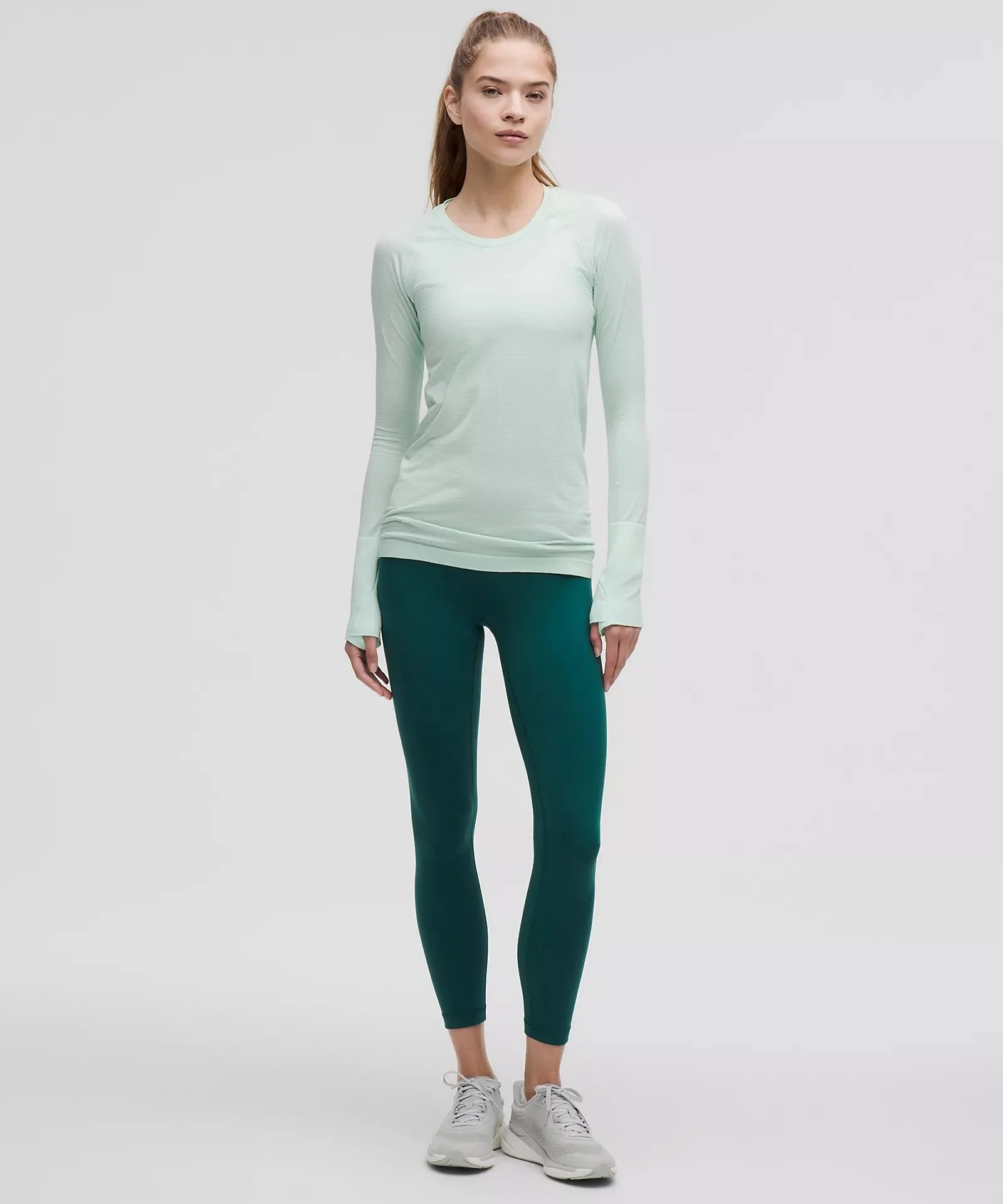 Swiftly Tech Long-Sleeve Shirt 2.0 Hip Length