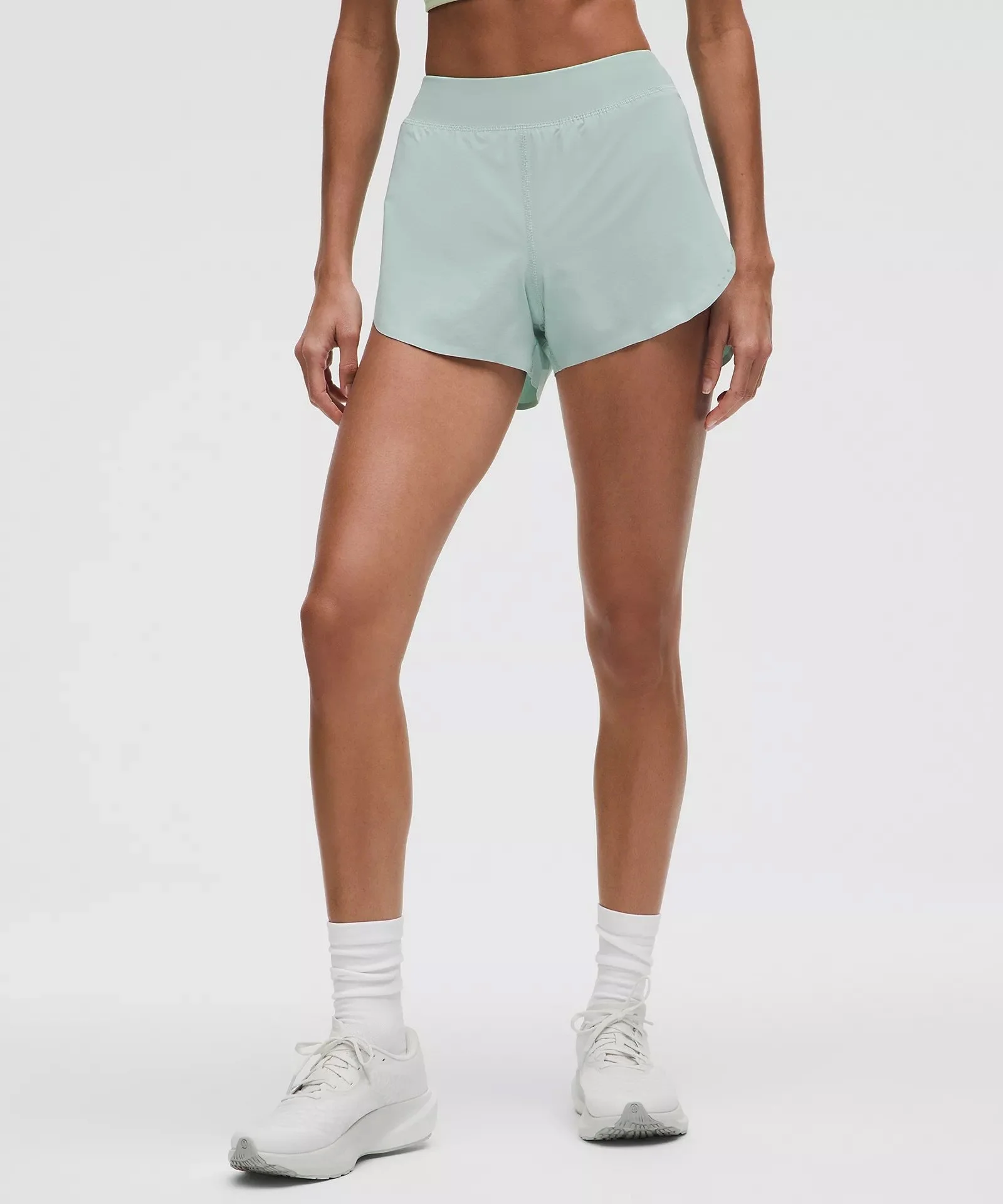 Fast and Free High-Rise Classic-Fit Split Short 3"