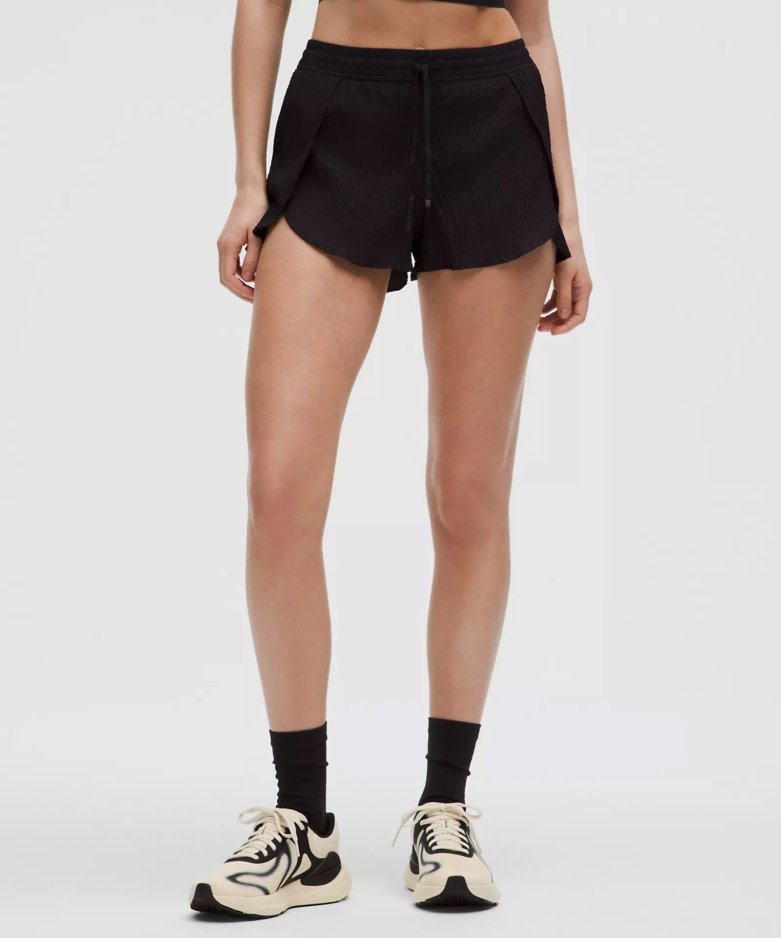 Negative Split Textured Run Short 2.5"