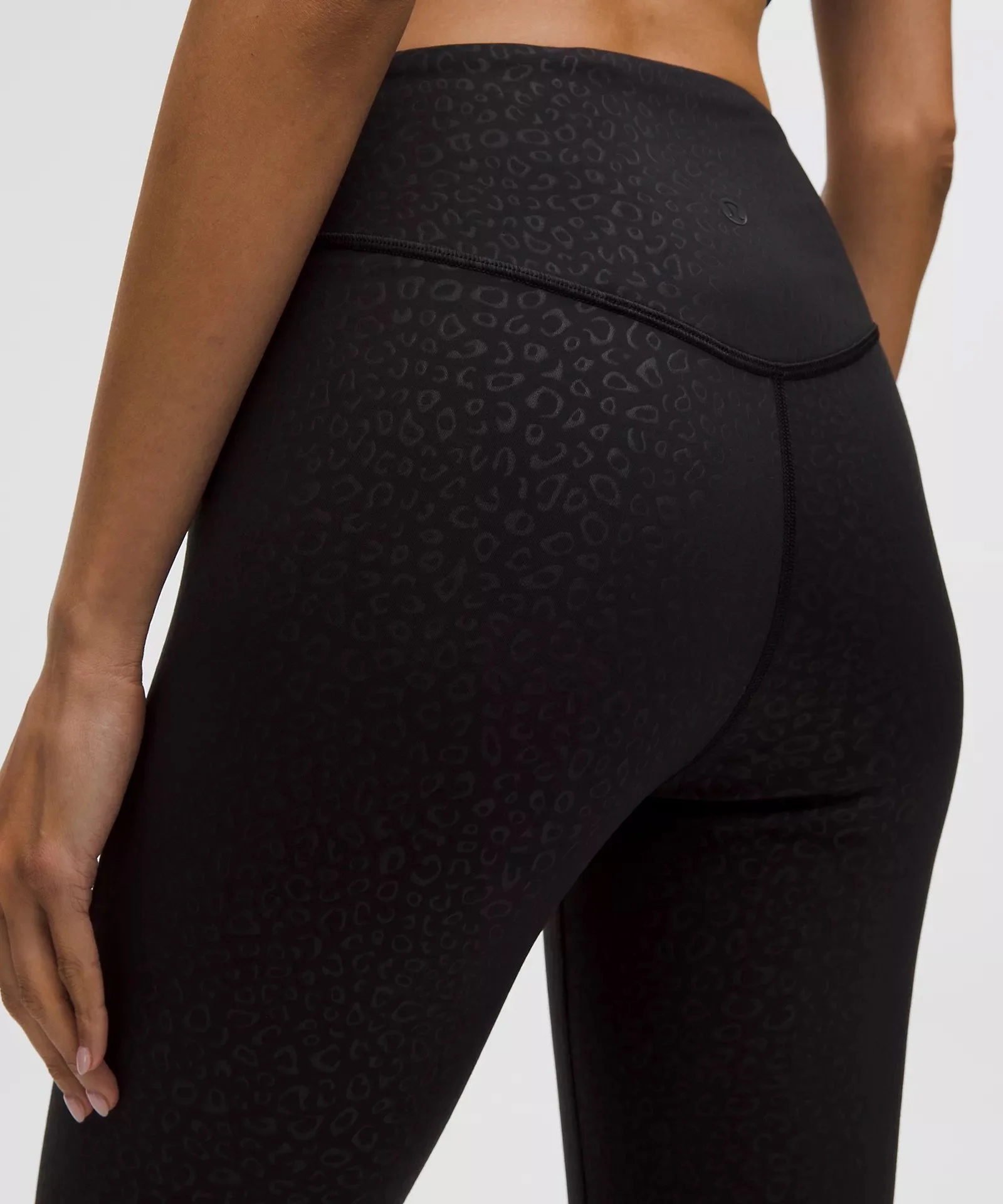 Wunder Under SmoothCover High-Rise Tight 28"