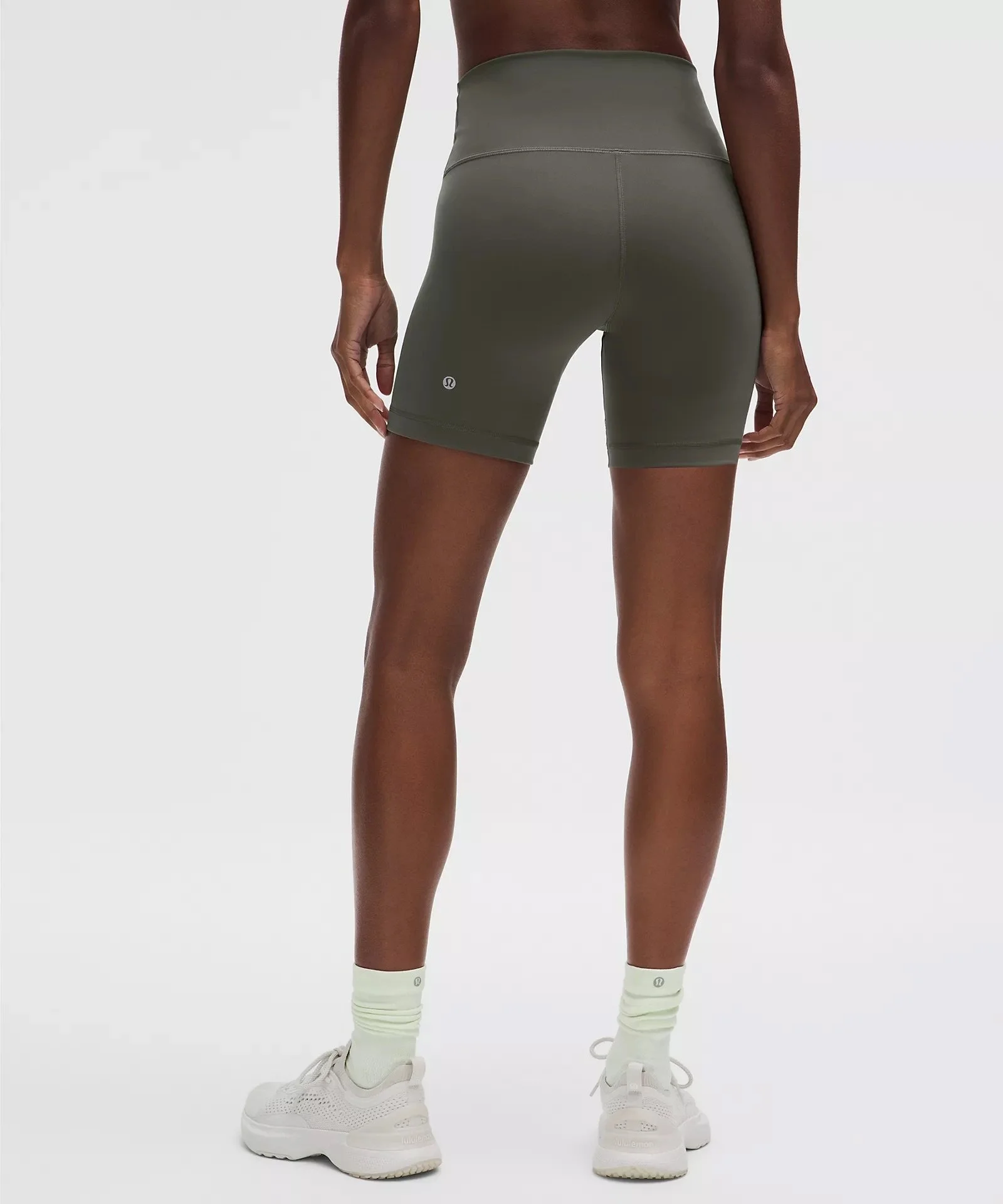 Wunder Train High-Rise Short 6"