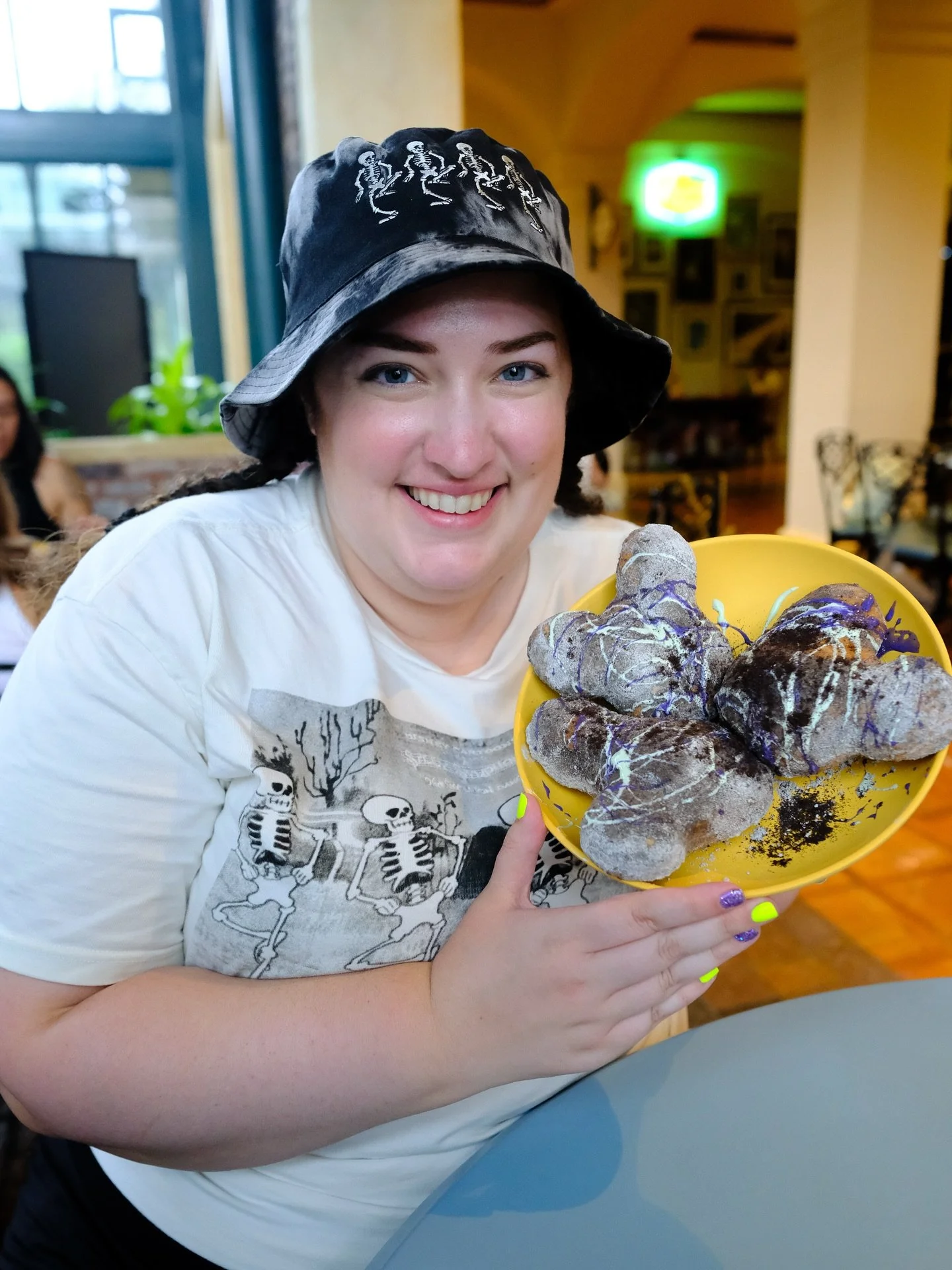 Happy National Beignet Day from the best Disney World beignets, the Ghoulish Beignets! 💜👻🍫

I wait all year for the Ghoulish Beignets, the Halloween-themed Mickey beignets from Port Orleans French Quarter resort! French Quarter already has amazing