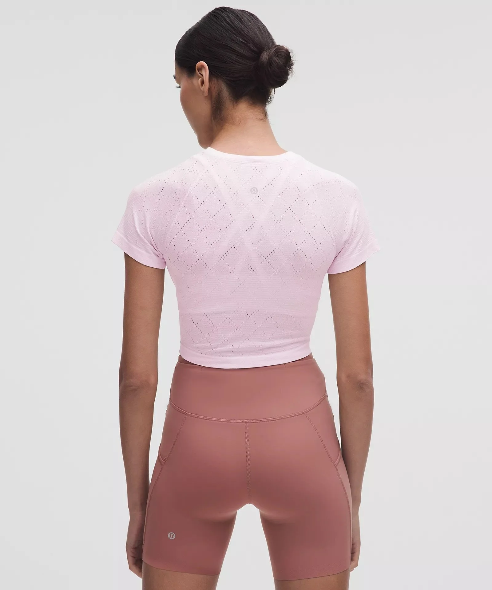 Swiftly Tech Cropped Short-Sleeve Shirt 2.0