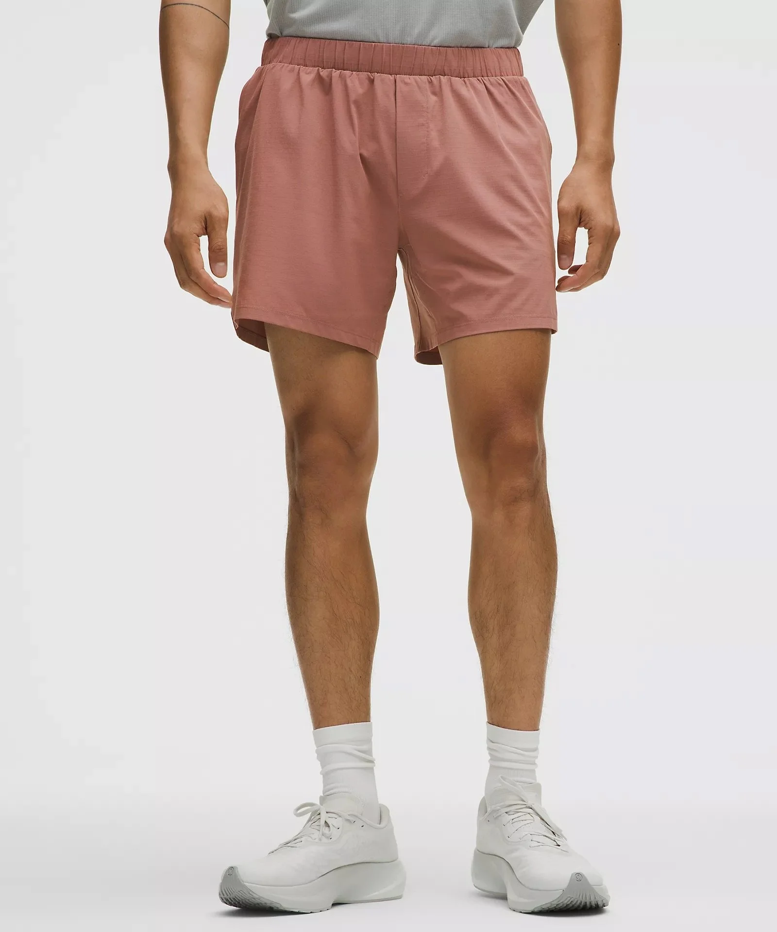 Mile Maker Run Crew Ripstop Linerless Short 6"