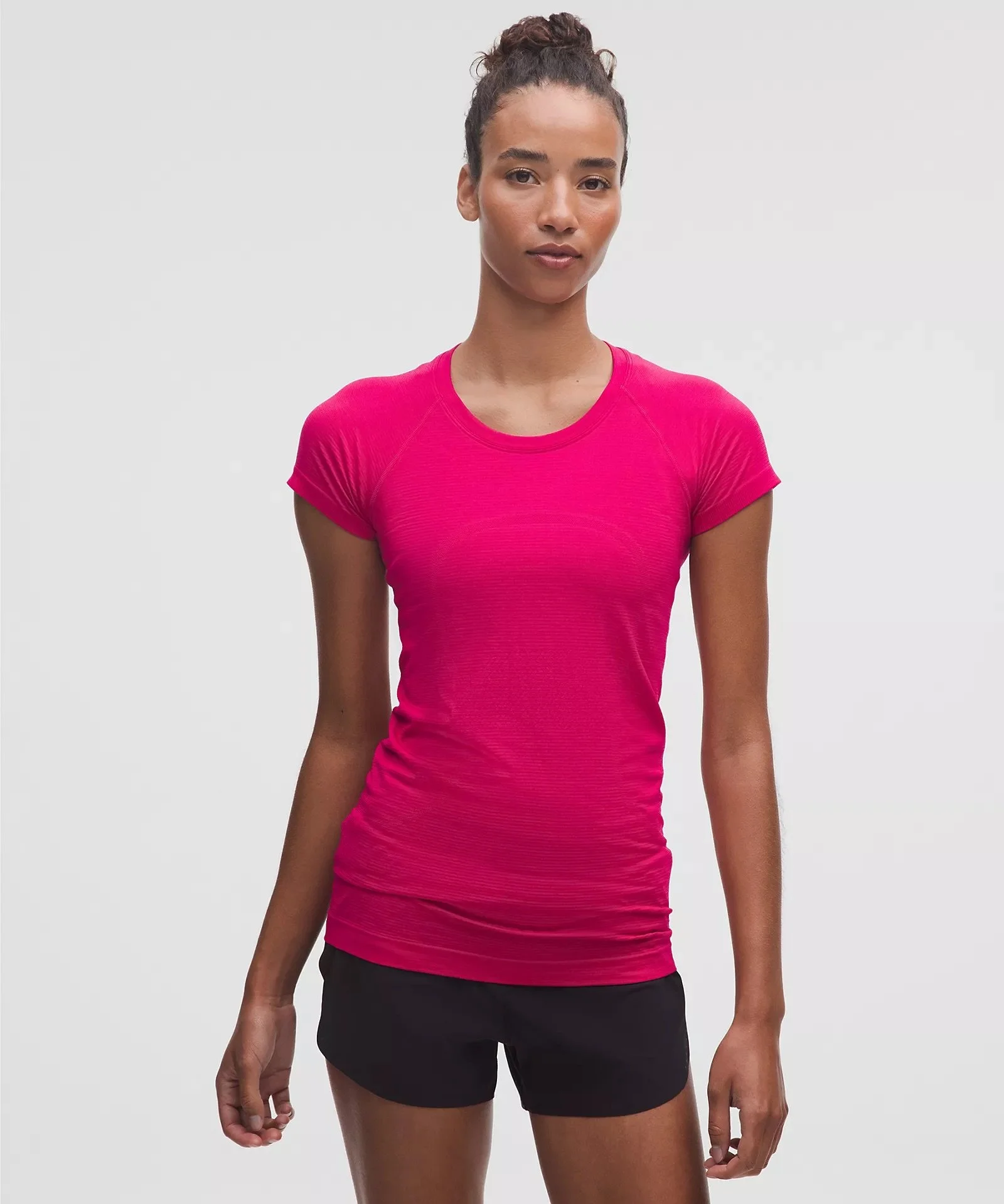 Swiftly Tech Short-Sleeve Shirt 2.0 Hip Length