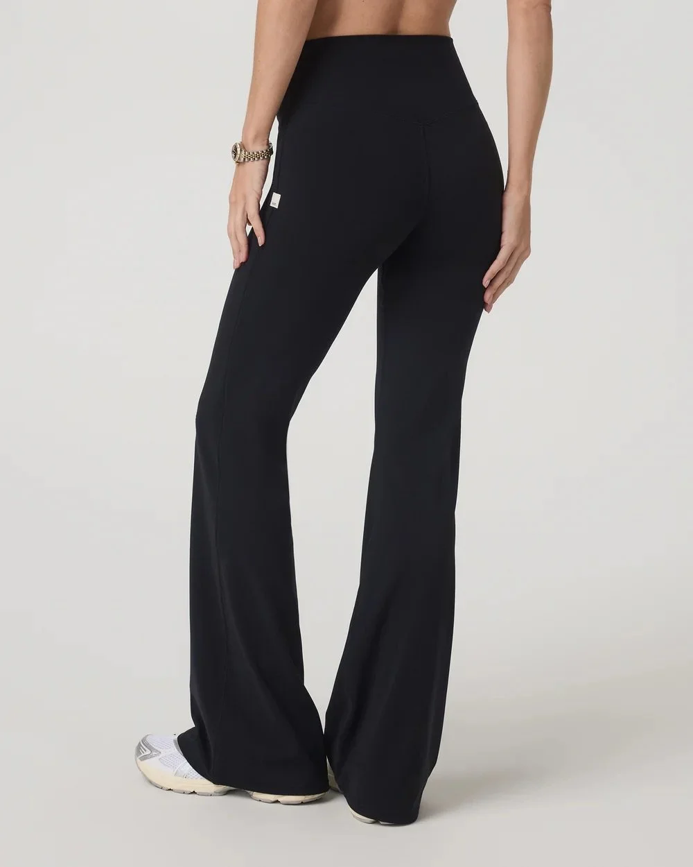 Vuori AllTheForm Flare