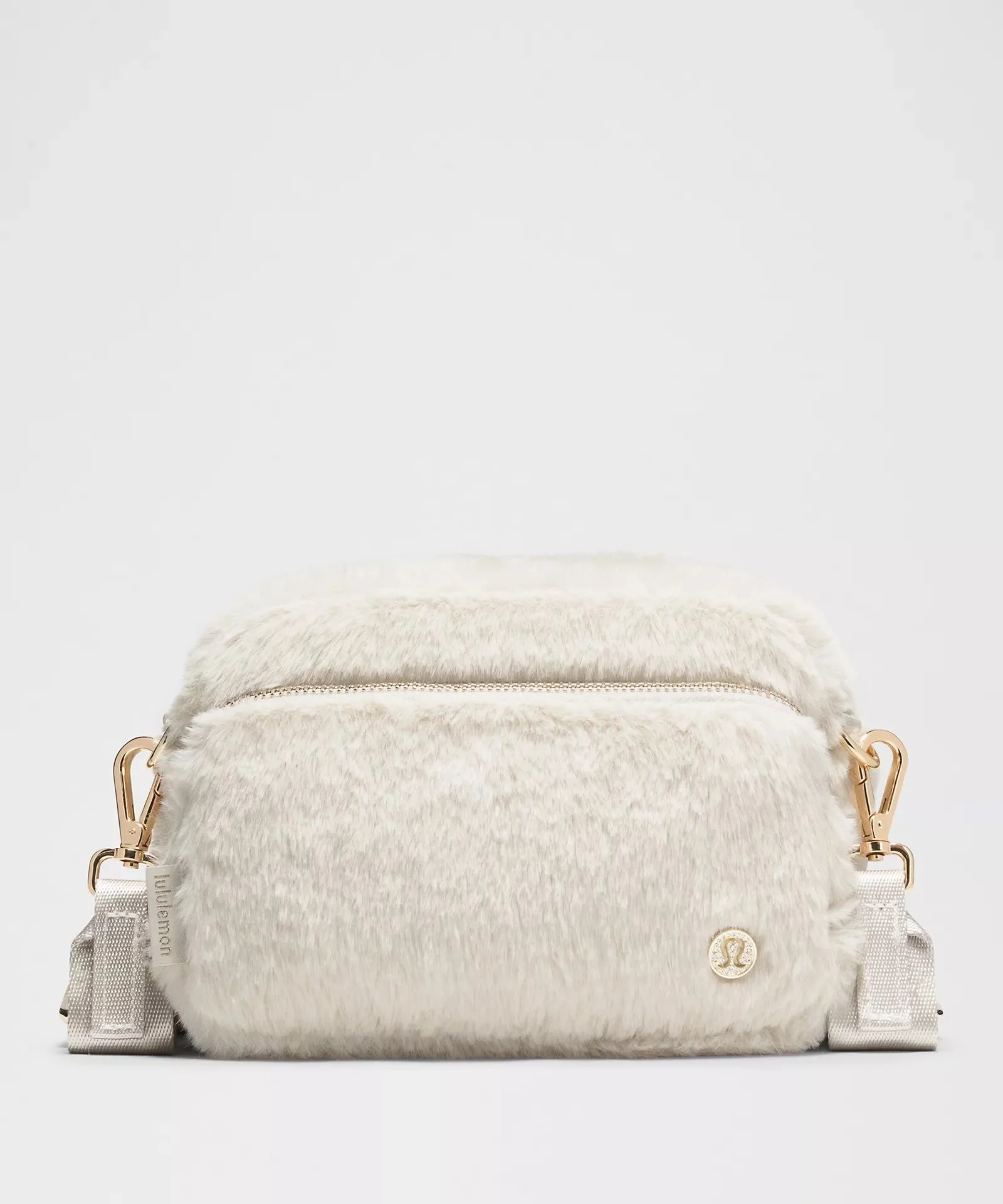 Everywhere Crossbody Bag 2L Plush Fleece - Natural Ivory