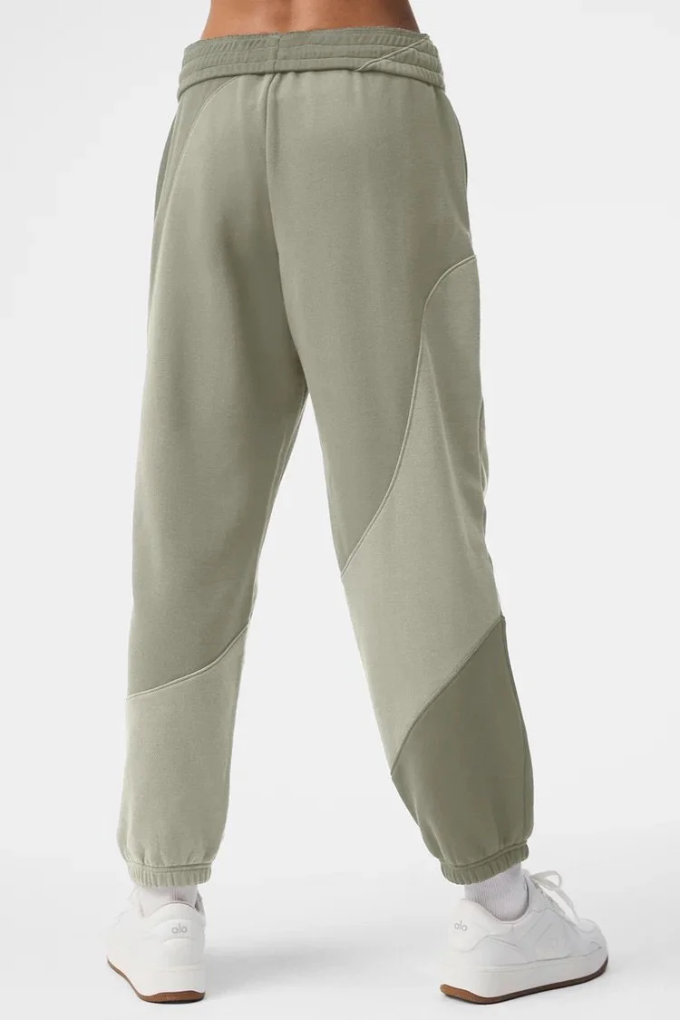 Make Waves Sweatpant