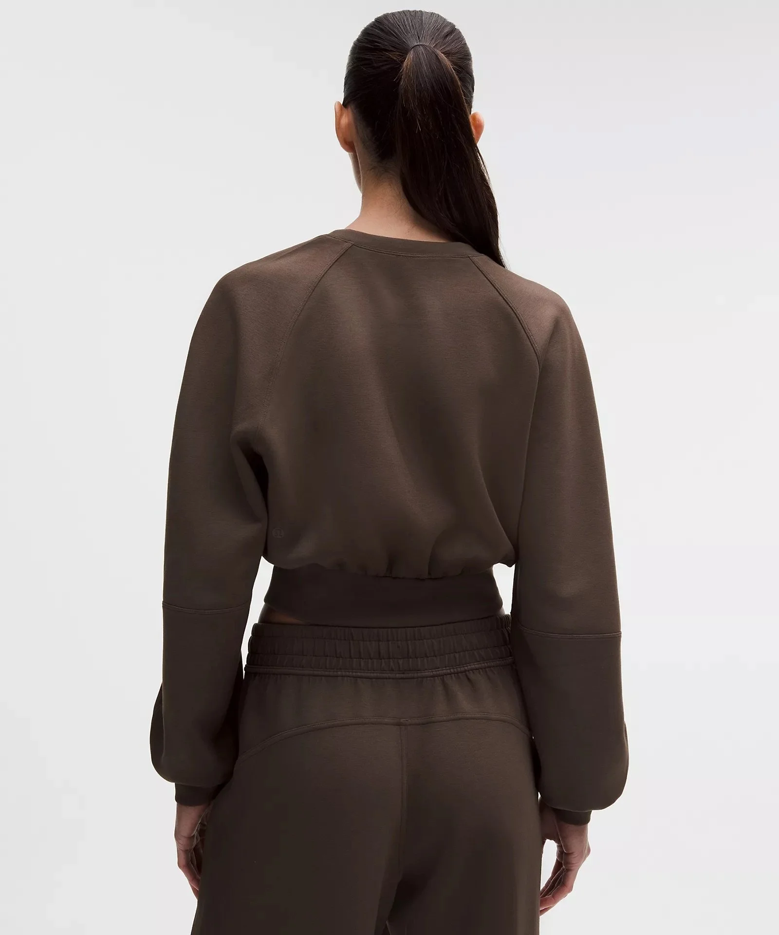 Smooth Spacer Cropped Pullover Wash