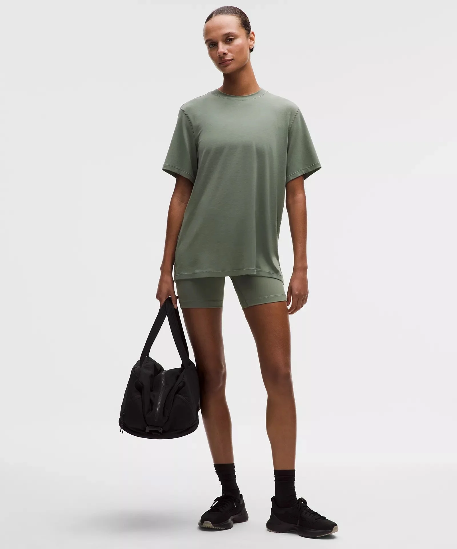 Wunder Train High-Rise Short 6"