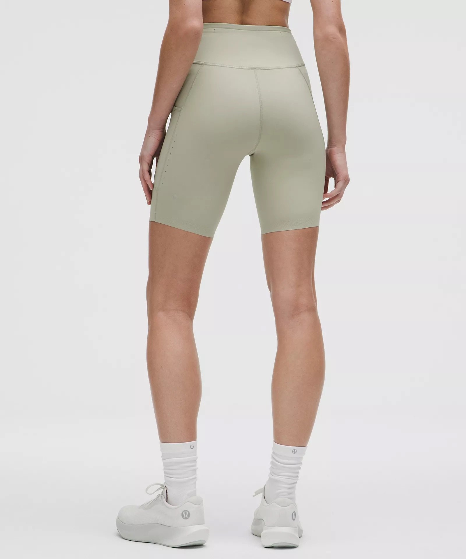 Fast and Free High-Rise Short 8” 5 Pocket