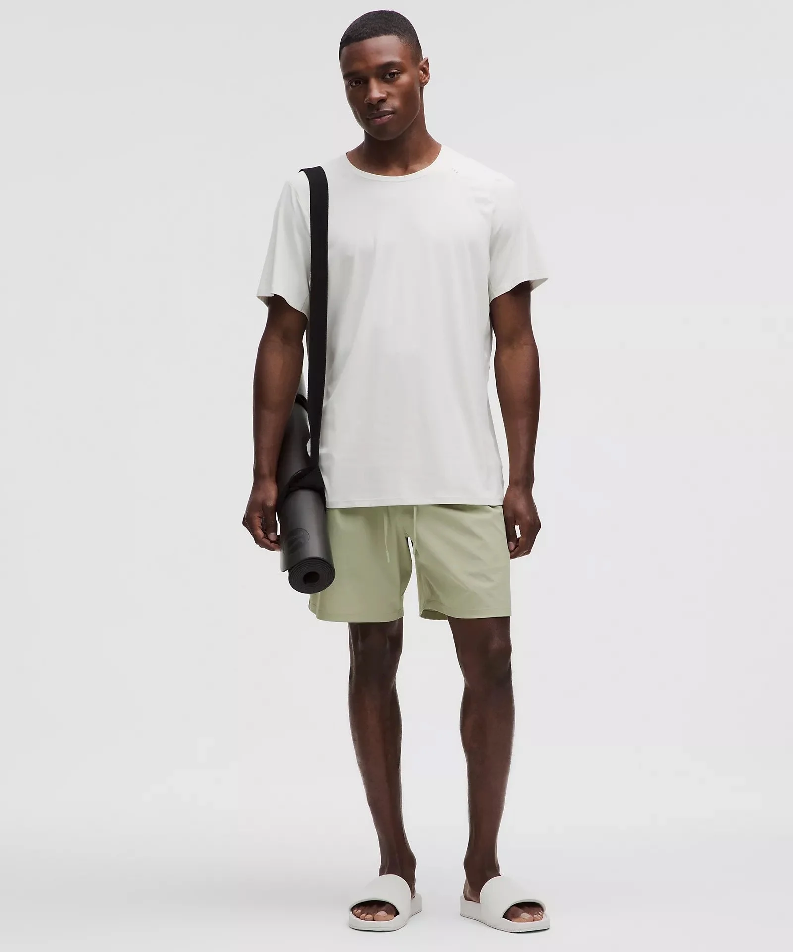 Balancer Woven Relaxed-Fit Short 7"