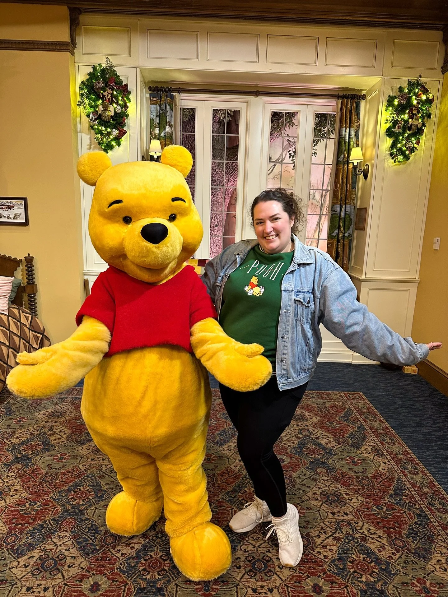 Happy Winnie the Pooh Day! I love my favorite silly willy nilly ol&rsquo; bear. I had som fun looking back at my Pooh looks through the years. I can&rsquo;t believe this year is the 100th anniversary of Winnie the Pooh! 🍯🐝🎈

#winniethepooh #pooh #