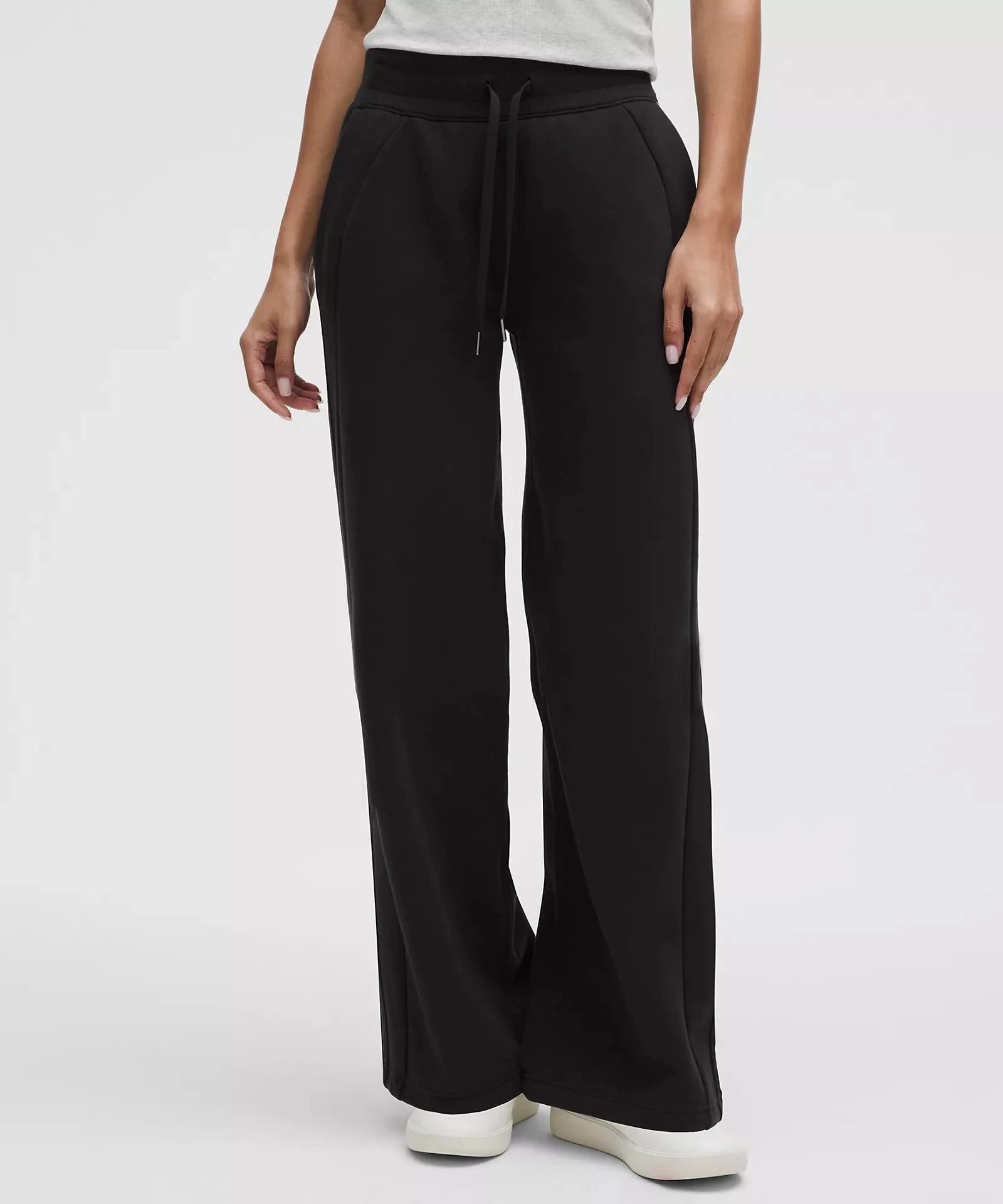 Scuba Mid-Rise Wide-Leg Pant