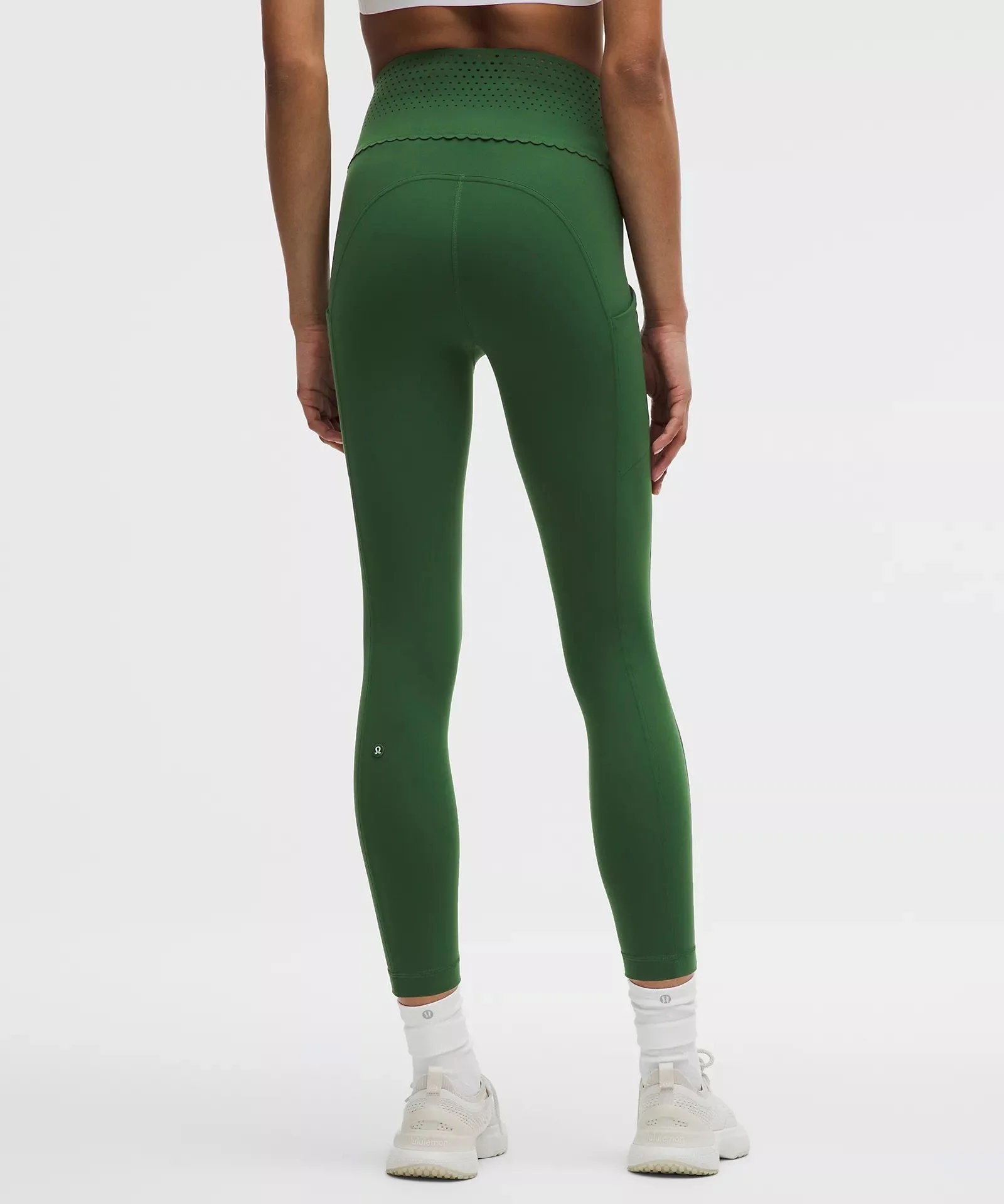 Ventilated Tennis Tight 25"