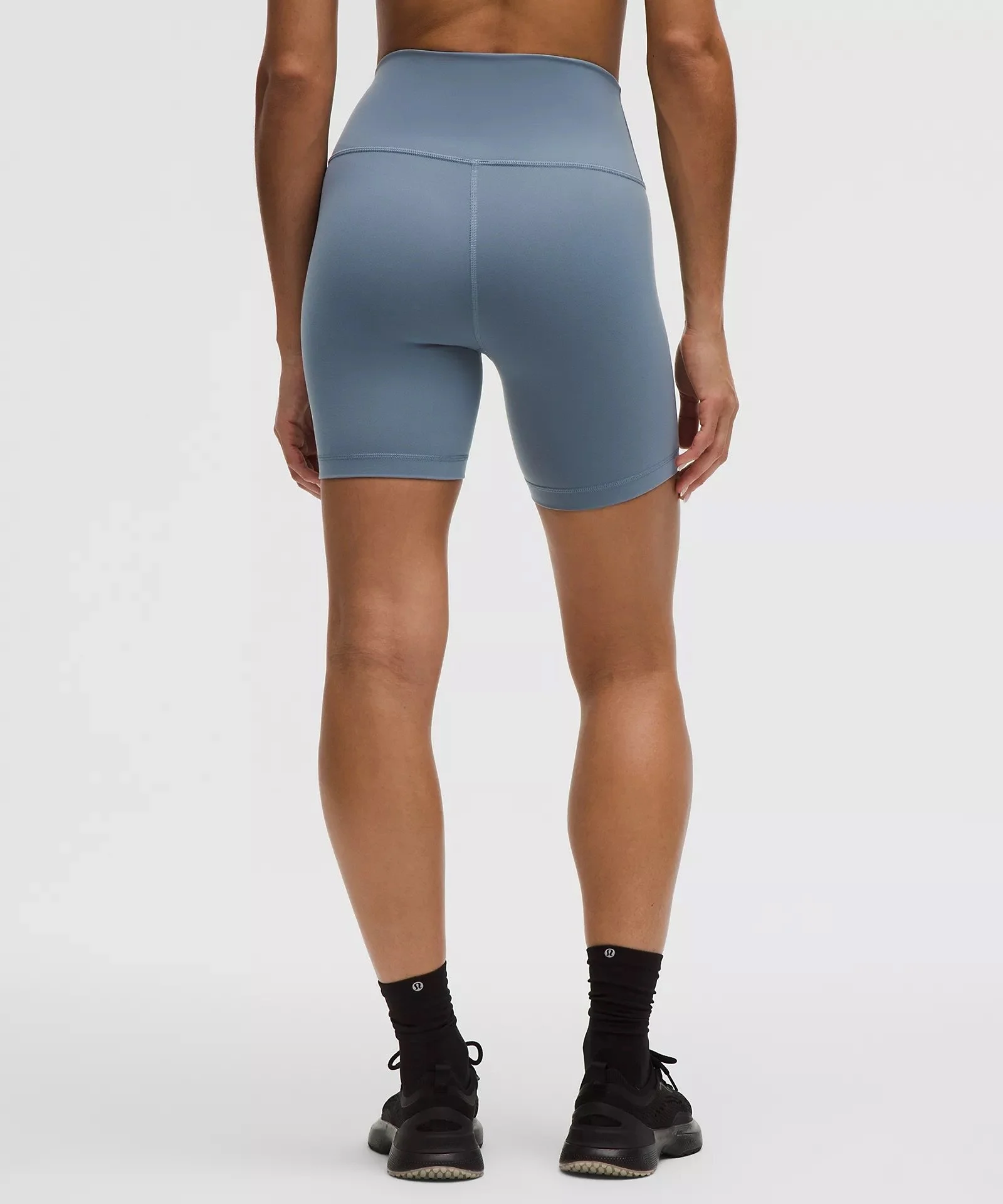 Wunder Train High-Rise Short 6"