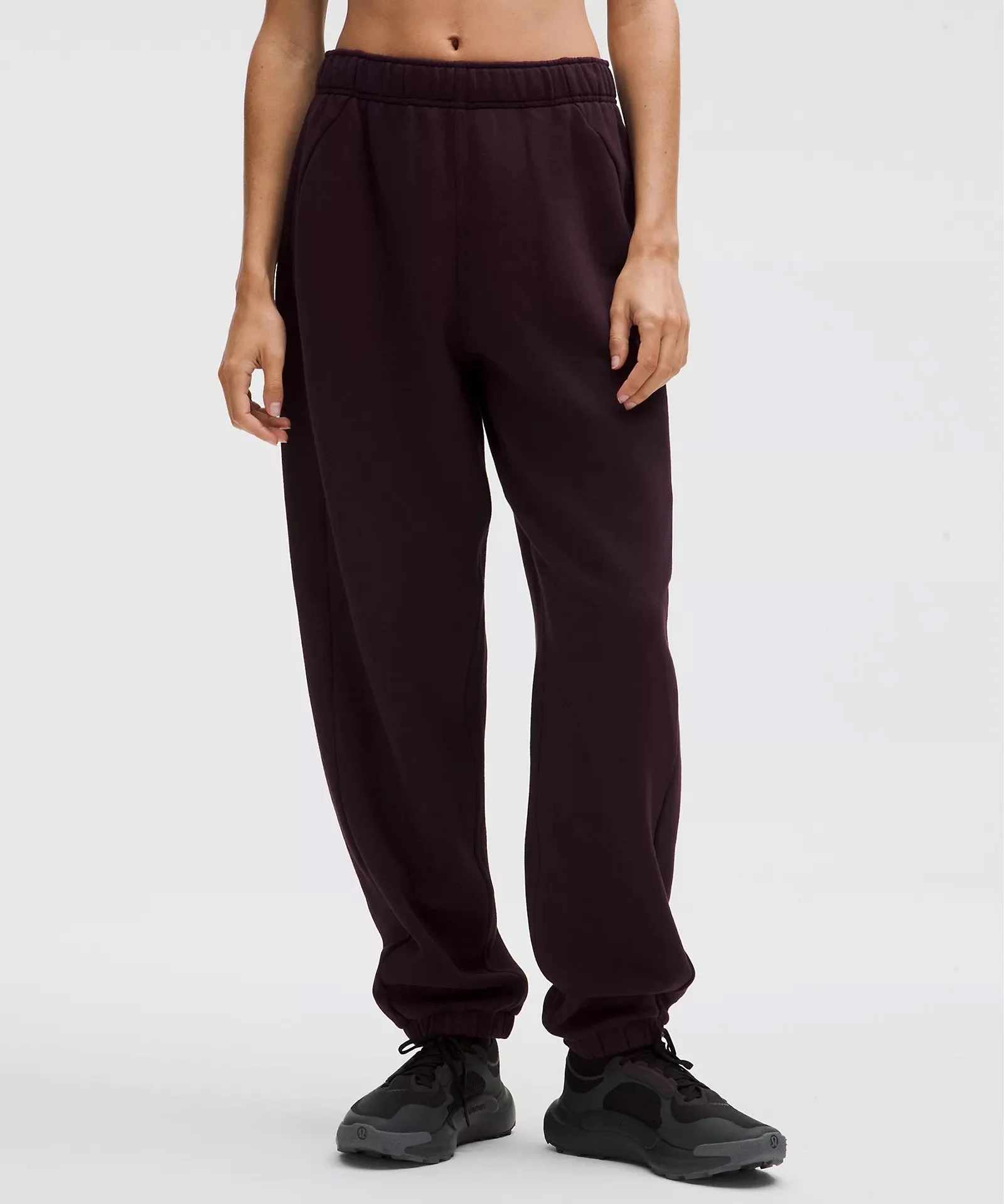 Scuba Mid-Rise Oversized Jogger