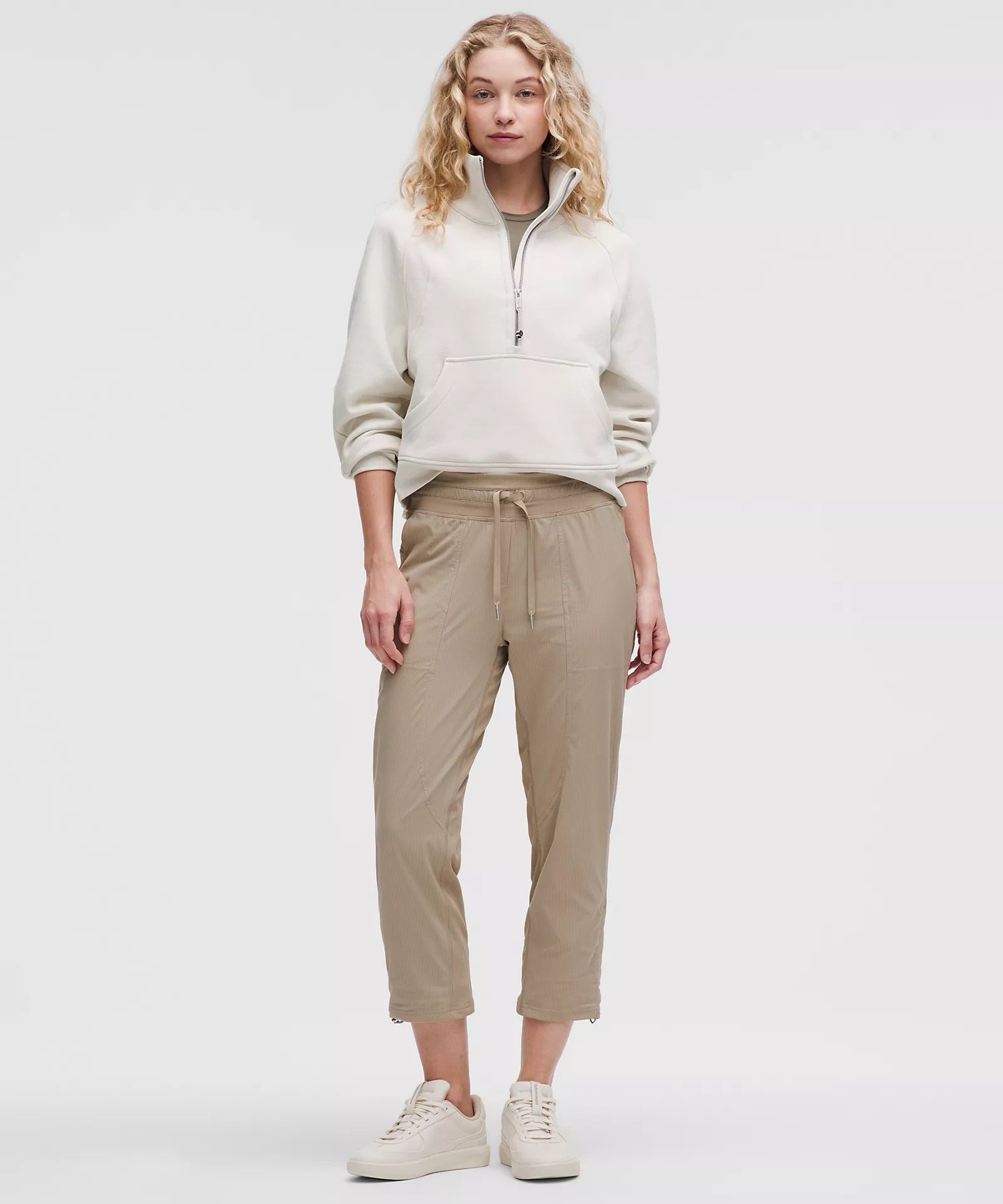 Dance Studio Mid-Rise Cropped Pant