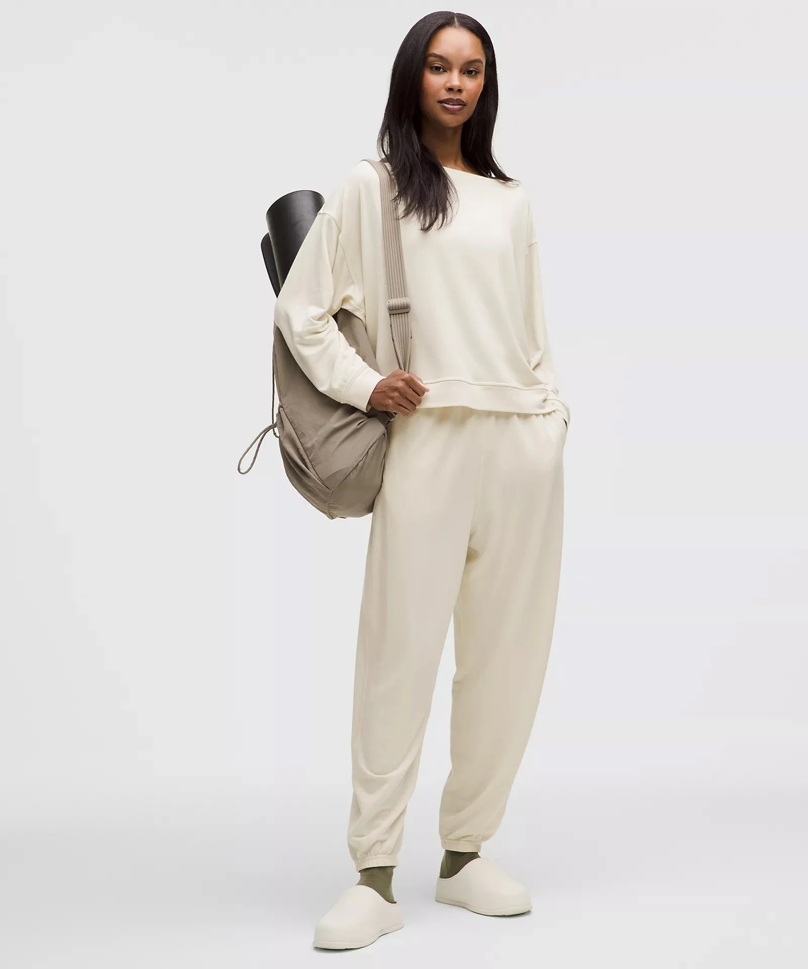 BeCalm Oversized Mid-Rise Pant